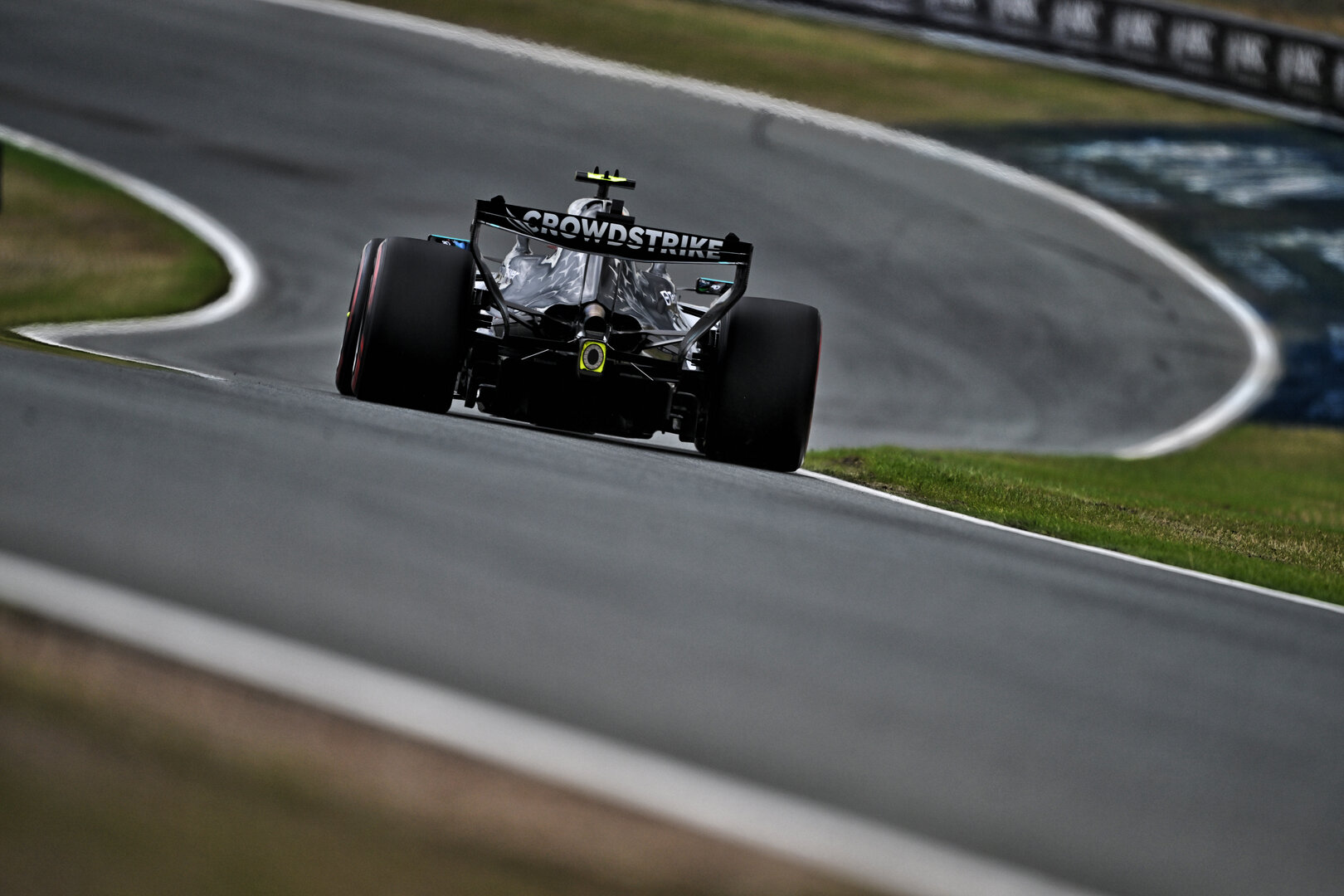 GP OLANDA, Andrea Kimi Antonelli (ITA) Mercedes AMG Formula One Team W17.
21.08.2026. Formula 1 World Championship, Rd 12, Dutch Grand Prix, Zandvoort, Netherlands, Sprint Qualifiche Day.
- www.xpbimages.com, EMail: requests@xpbimages.com © Copyright: Price / XPB Images