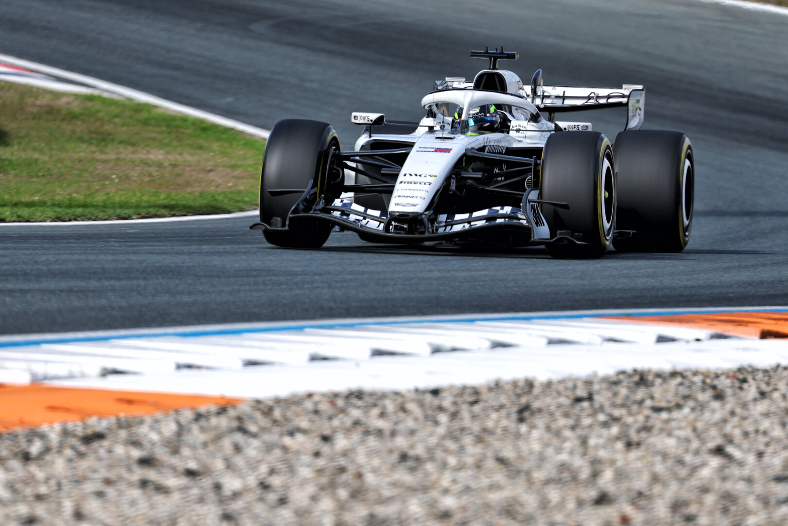 GP OLANDA, Sergio Perez (MEX) Cadillac Formula 1 Team MAC-26.
21.08.2026. Formula 1 World Championship, Rd 12, Dutch Grand Prix, Zandvoort, Netherlands, Sprint Qualifiche Day.
- www.xpbimages.com, EMail: requests@xpbimages.com © Copyright: Bearne / XPB Images