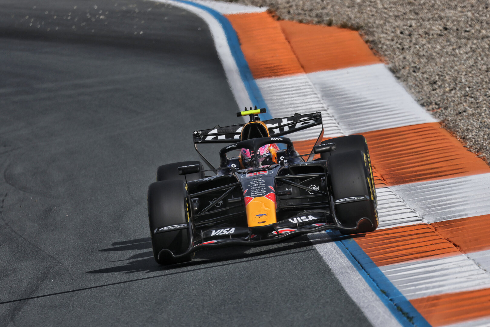 GP OLANDA, Liam Lawson (NZL) Red Bull Racing RB22.
21.08.2026. Formula 1 World Championship, Rd 12, Dutch Grand Prix, Zandvoort, Netherlands, Sprint Qualifiche Day.
- www.xpbimages.com, EMail: requests@xpbimages.com © Copyright: Moy / XPB Images