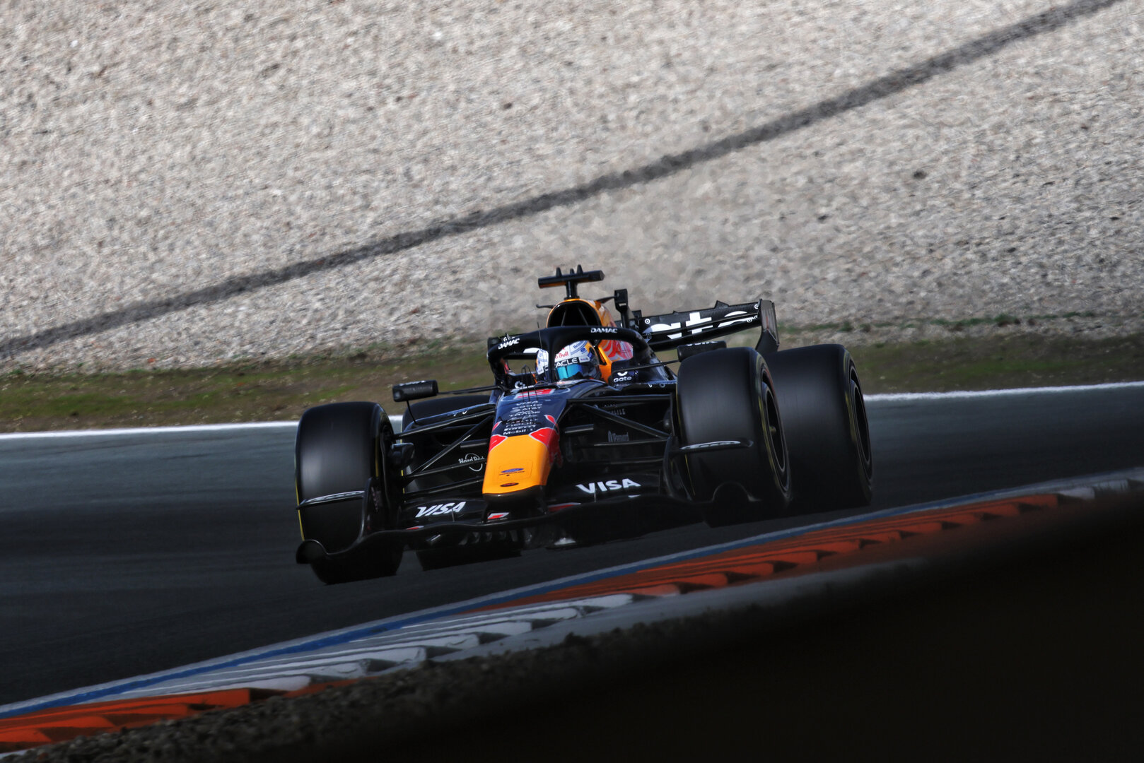 GP OLANDA, Max Verstappen (NLD) Red Bull Racing RB22..
21.08.2026. Formula 1 World Championship, Rd 12, Dutch Grand Prix, Zandvoort, Netherlands, Sprint Qualifiche Day.
- www.xpbimages.com, EMail: requests@xpbimages.com © Copyright: Bearne / XPB Images