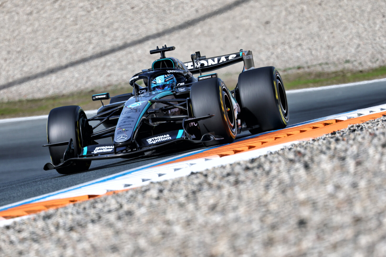 GP OLANDA, George Russell (GBR) Mercedes AMG Formula One Team W17.
21.08.2026. Formula 1 World Championship, Rd 12, Dutch Grand Prix, Zandvoort, Netherlands, Sprint Qualifiche Day.
- www.xpbimages.com, EMail: requests@xpbimages.com © Copyright: Bearne / XPB Images