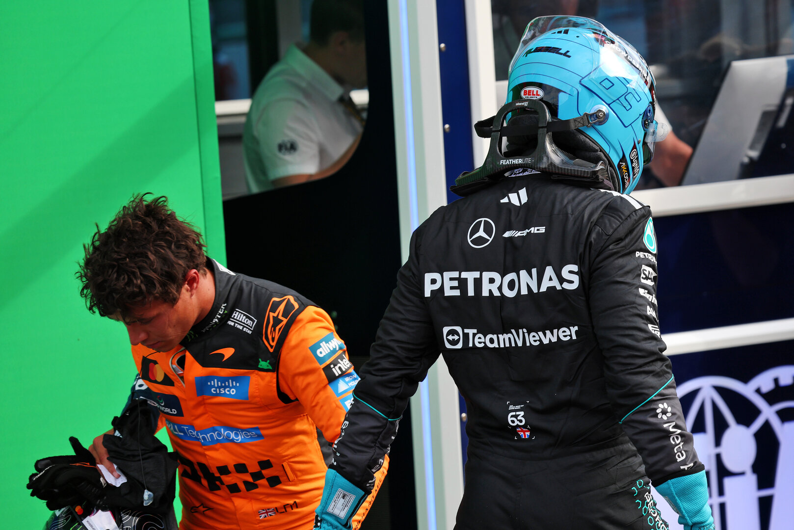 GP OLANDA, (L to R): Lando Norris (GBR) McLaren F1 Team e George Russell (GBR) Mercedes AMG Formula One Team in Sprint qualifying parc ferme.
21.08.2026. Formula 1 World Championship, Rd 12, Dutch Grand Prix, Zandvoort, Netherlands, Sprint Qualifiche Day.
- www.xpbimages.com, EMail: requests@xpbimages.com © Copyright: Batchelor / XPB Images