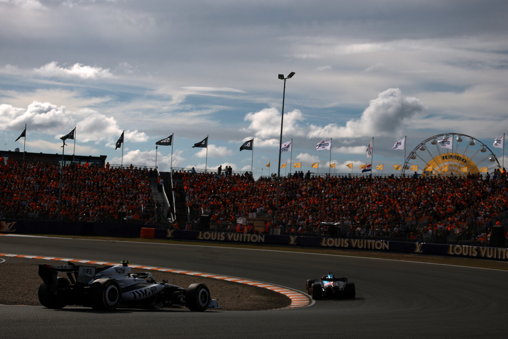 GP OLANDA, Valtteri Bottas (FIN) Cadillac Formula 1 Team MAC-26.
21.08.2026. Formula 1 World Championship, Rd 12, Dutch Grand Prix, Zandvoort, Netherlands, Sprint Qualifiche Day.
- www.xpbimages.com, EMail: requests@xpbimages.com © Copyright: Charniaux / XPB Images
