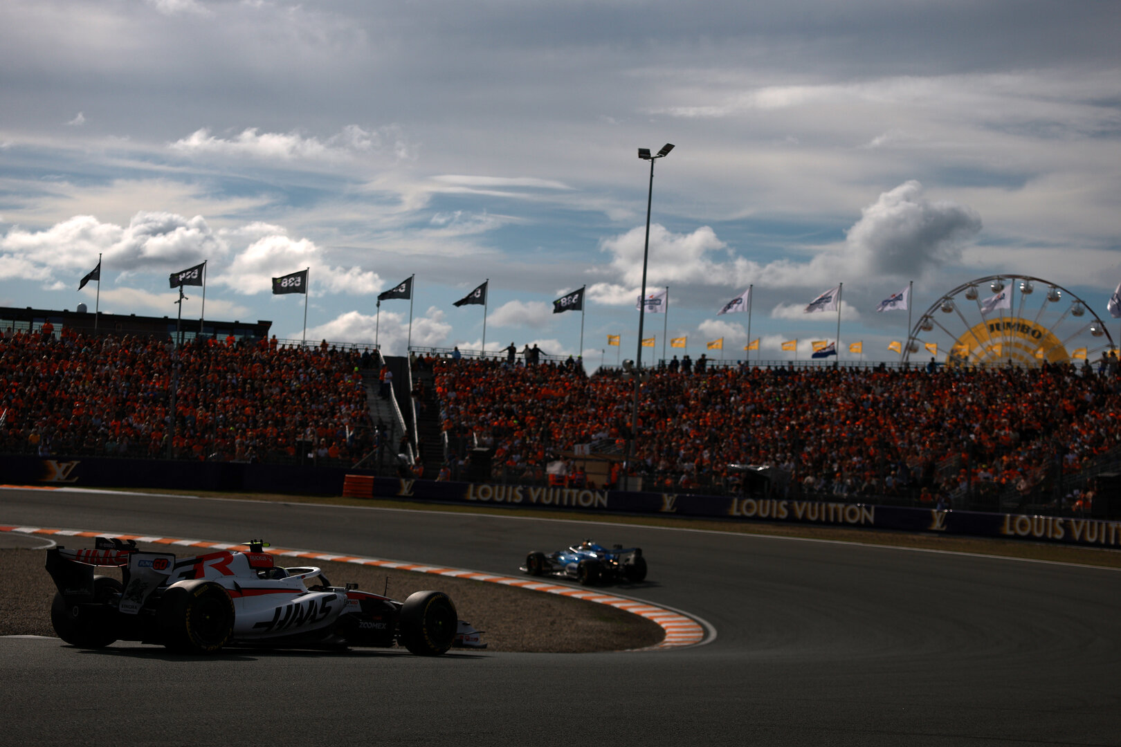 GP OLANDA, Oliver Bearman (GBR) Haas F1 Team VF-26.
21.08.2026. Formula 1 World Championship, Rd 12, Dutch Grand Prix, Zandvoort, Netherlands, Sprint Qualifiche Day.
- www.xpbimages.com, EMail: requests@xpbimages.com © Copyright: Charniaux / XPB Images