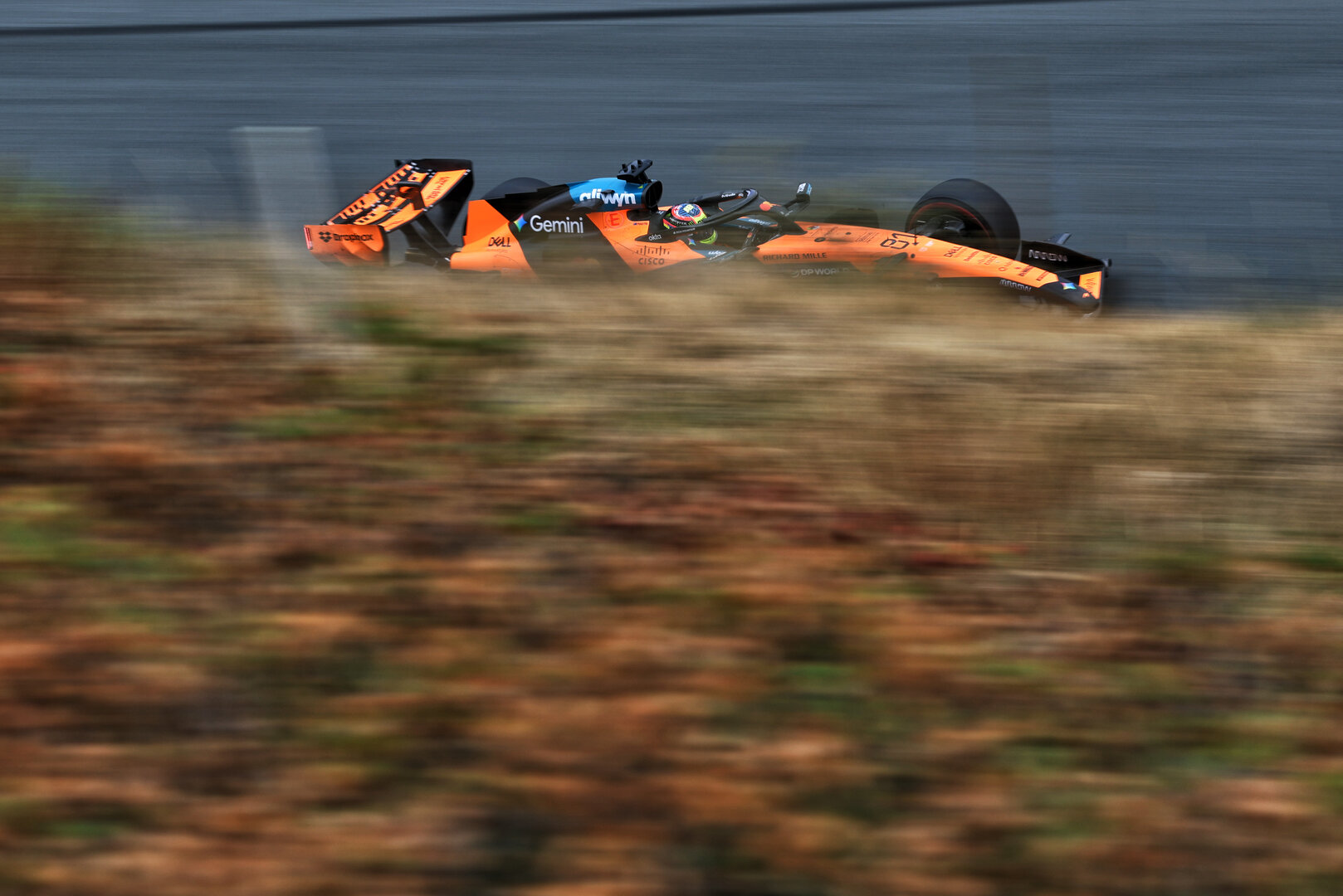 GP OLANDA, Oscar Piastri (AUS) McLaren F1 Team MCL40.
21.08.2026. Formula 1 World Championship, Rd 12, Dutch Grand Prix, Zandvoort, Netherlands, Sprint Qualifiche Day.
- www.xpbimages.com, EMail: requests@xpbimages.com © Copyright: Bearne / XPB Images