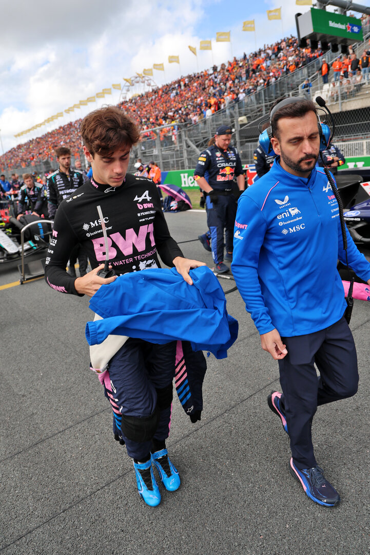 GP OLANDA, Franco Colapinto (ARG) Alpine F1 Team on the grid.
22.08.2026. Formula 1 World Championship, Rd 12, Dutch Grand Prix, Zandvoort, Netherlands, Sprint e Qualifiche Day.
- www.xpbimages.com, EMail: requests@xpbimages.com © Copyright: Batchelor / XPB Images