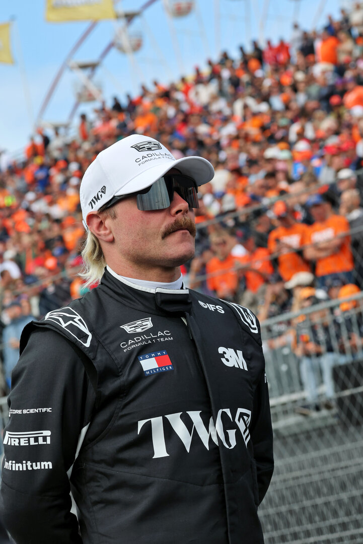 GP OLANDA, Valtteri Bottas (FIN) Cadillac Formula 1 Team on the grid.
22.08.2026. Formula 1 World Championship, Rd 12, Dutch Grand Prix, Zandvoort, Netherlands, Sprint e Qualifiche Day.
- www.xpbimages.com, EMail: requests@xpbimages.com © Copyright: Moy / XPB Images