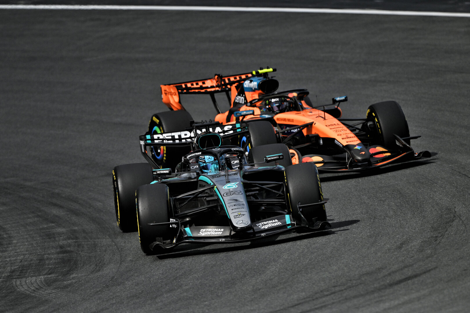 GP OLANDA, George Russell (GBR) Mercedes AMG Formula One Team W17 davanti a at the partenza of the race.
22.08.2026. Formula 1 World Championship, Rd 12, Dutch Grand Prix, Zandvoort, Netherlands, Sprint e Qualifiche Day.
- www.xpbimages.com, EMail: requests@xpbimages.com © Copyright: Price / XPB Images