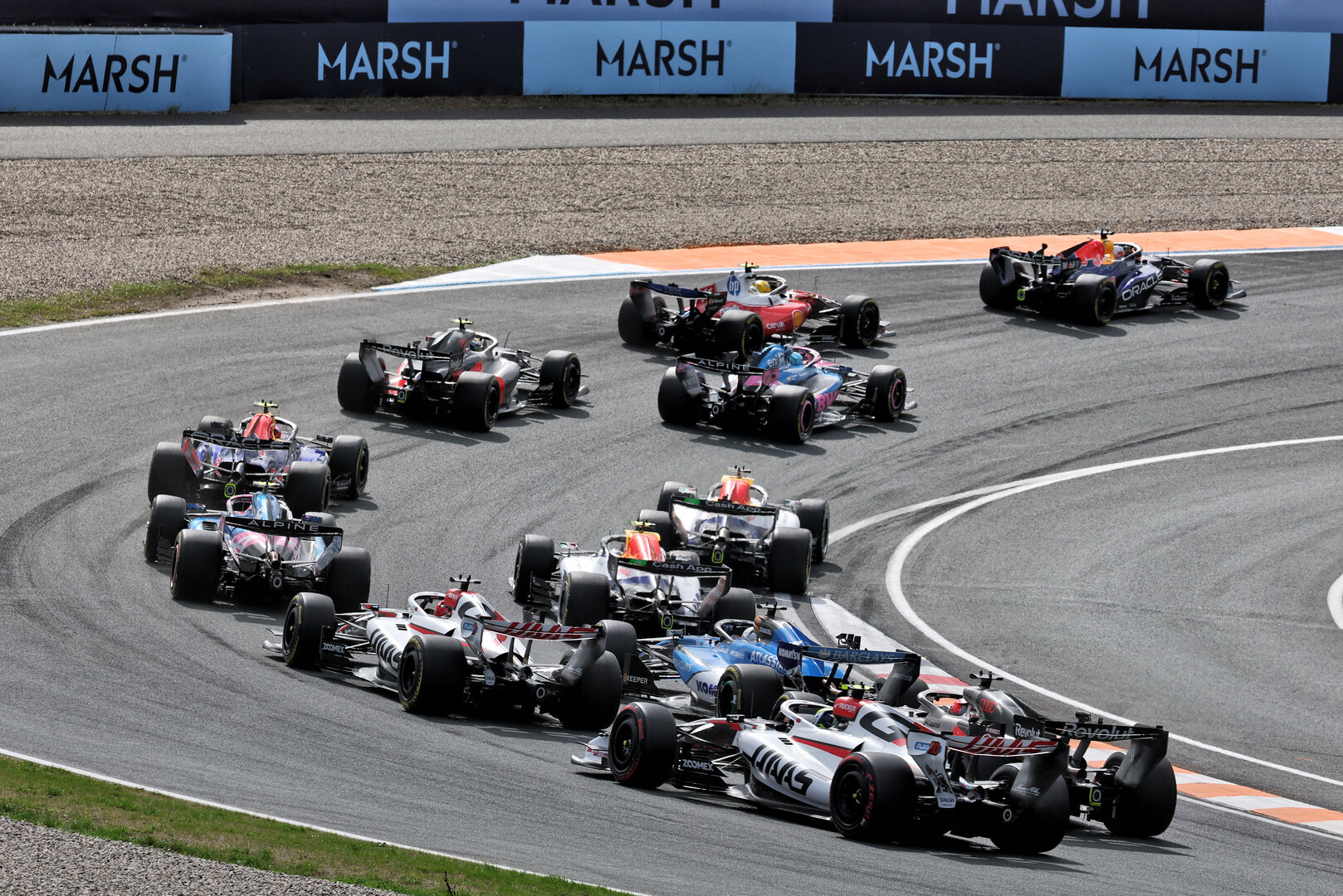 GP OLANDA, Oliver Bearman (GBR) Haas F1 Team VF-26 at the partenza of the race.
22.08.2026. Formula 1 World Championship, Rd 12, Dutch Grand Prix, Zandvoort, Netherlands, Sprint e Qualifiche Day.
- www.xpbimages.com, EMail: requests@xpbimages.com © Copyright: Moy / XPB Images