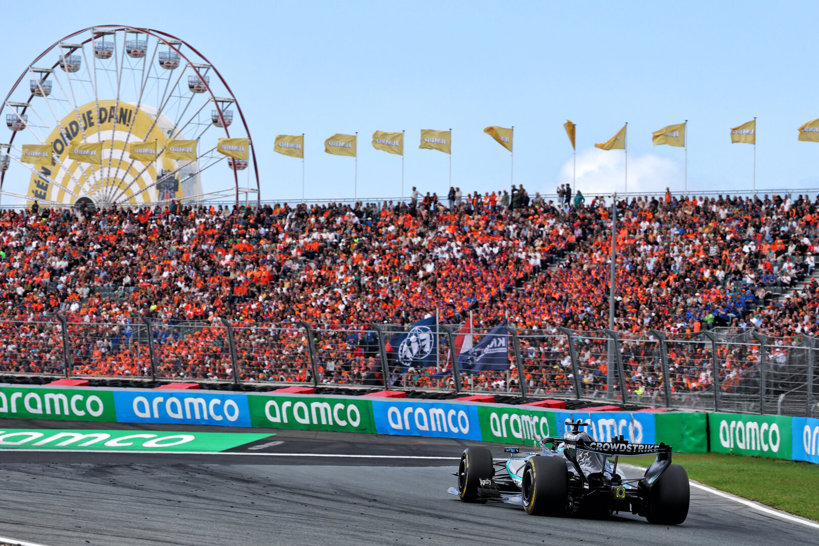 GP OLANDA, George Russell (GBR) Mercedes AMG Formula One Team W17.
22.08.2026. Formula 1 World Championship, Rd 12, Dutch Grand Prix, Zandvoort, Netherlands, Sprint e Qualifiche Day.
- www.xpbimages.com, EMail: requests@xpbimages.com © Copyright: Bearne / XPB Images