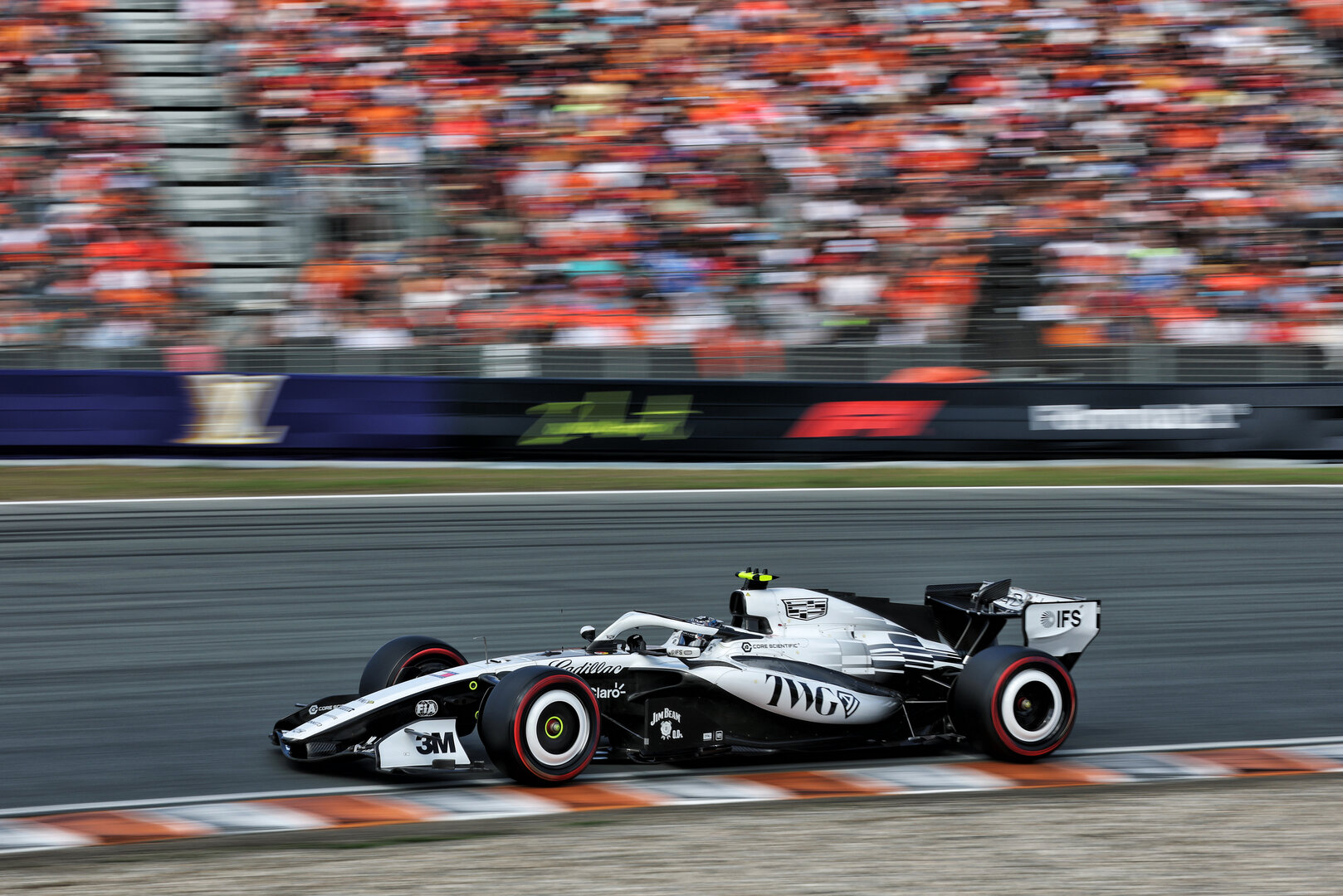 GP OLANDA, Valtteri Bottas (FIN) Cadillac Formula 1 Team MAC-26.
22.08.2026. Formula 1 World Championship, Rd 12, Dutch Grand Prix, Zandvoort, Netherlands, Sprint e Qualifiche Day.
- www.xpbimages.com, EMail: requests@xpbimages.com © Copyright: Moy / XPB Images
