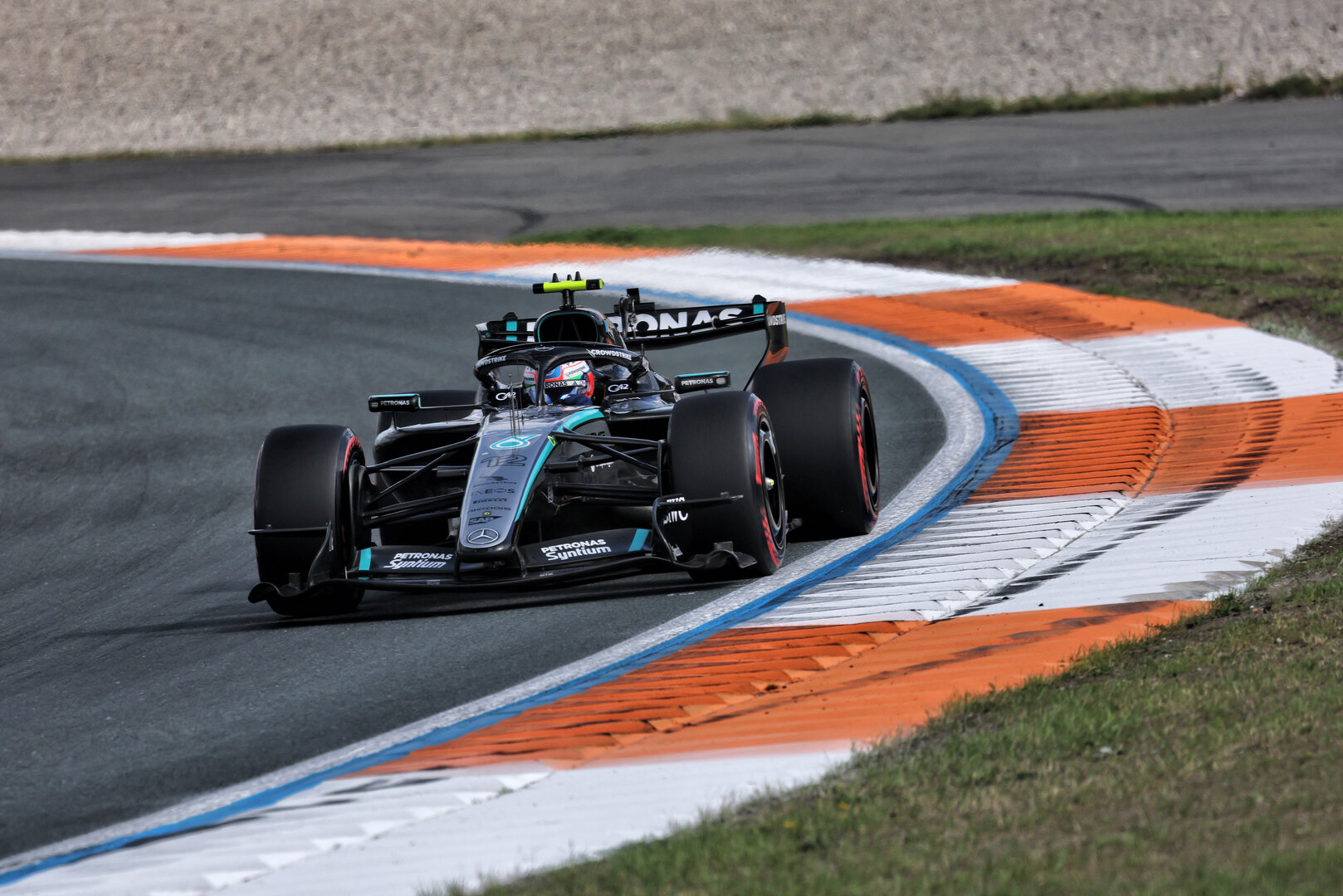 GP OLANDA, Andrea Kimi Antonelli (ITA) Mercedes AMG Formula One Team W17.
22.08.2026. Formula 1 World Championship, Rd 12, Dutch Grand Prix, Zandvoort, Netherlands, Sprint e Qualifiche Day.
- www.xpbimages.com, EMail: requests@xpbimages.com © Copyright: Moy / XPB Images