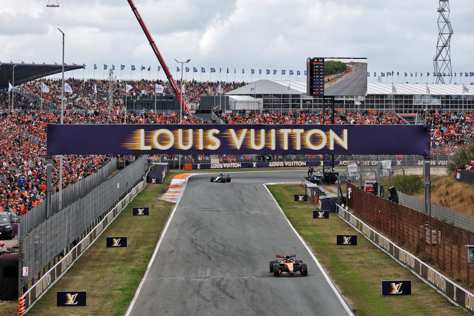 GP OLANDA, Lando Norris (GBR) McLaren F1 Team MCL40.
22.08.2026. Formula 1 World Championship, Rd 12, Dutch Grand Prix, Zandvoort, Netherlands, Sprint e Qualifiche Day.
- www.xpbimages.com, EMail: requests@xpbimages.com © Copyright: Moy / XPB Images