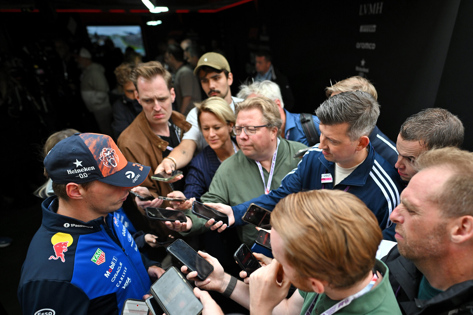 GP OLANDA, Max Verstappen (NLD) Red Bull Racing with the media.
22.08.2026. Formula 1 World Championship, Rd 12, Dutch Grand Prix, Zandvoort, Netherlands, Sprint e Qualifiche Day.
- www.xpbimages.com, EMail: requests@xpbimages.com © Copyright: Price / XPB Images
