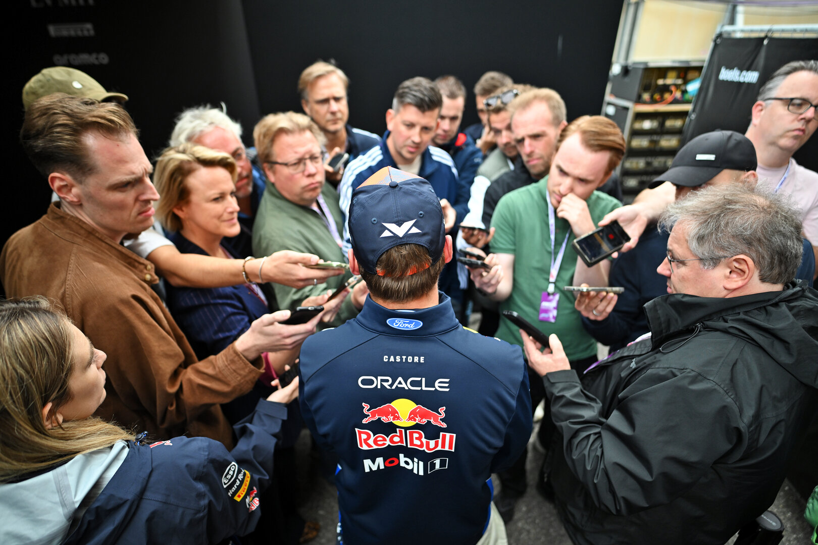 GP OLANDA, Max Verstappen (NLD) Red Bull Racing with the media.
22.08.2026. Formula 1 World Championship, Rd 12, Dutch Grand Prix, Zandvoort, Netherlands, Sprint e Qualifiche Day.
- www.xpbimages.com, EMail: requests@xpbimages.com © Copyright: Price / XPB Images
