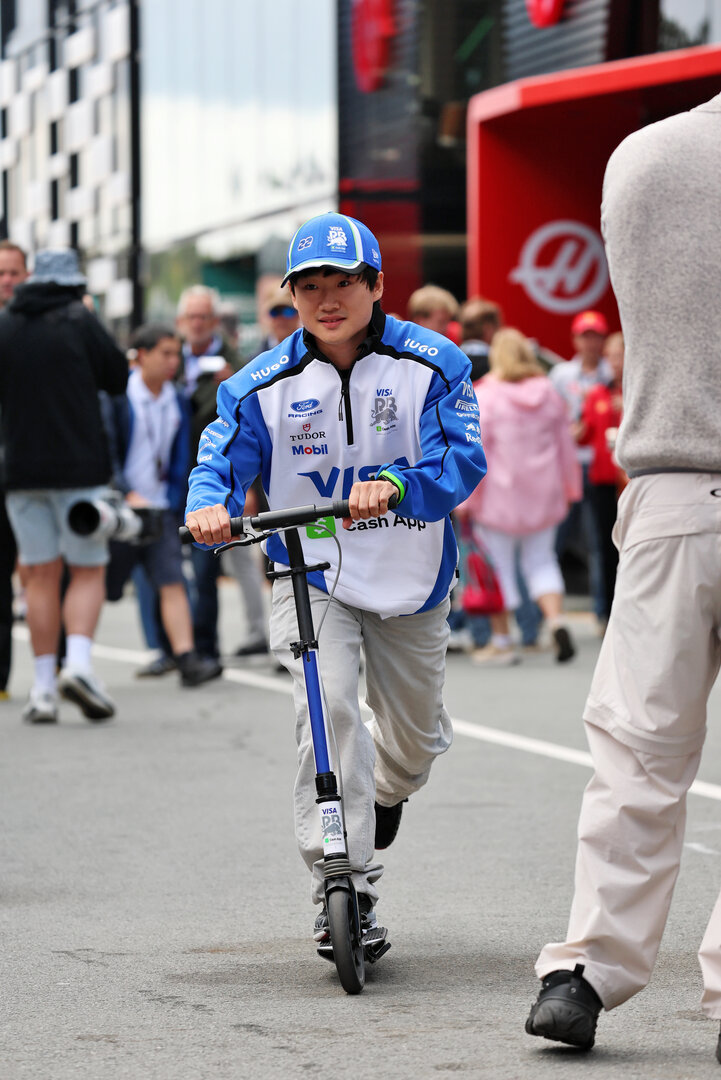 GP OLANDA, Yuki Tsunoda (JPN) Racing Bulls Reserve Driver.
23.08.2026. Formula 1 World Championship, Rd 12, Dutch Grand Prix, Zandvoort, Netherlands, Gara Day.
- www.xpbimages.com, EMail: requests@xpbimages.com © Copyright: Batchelor / XPB Images