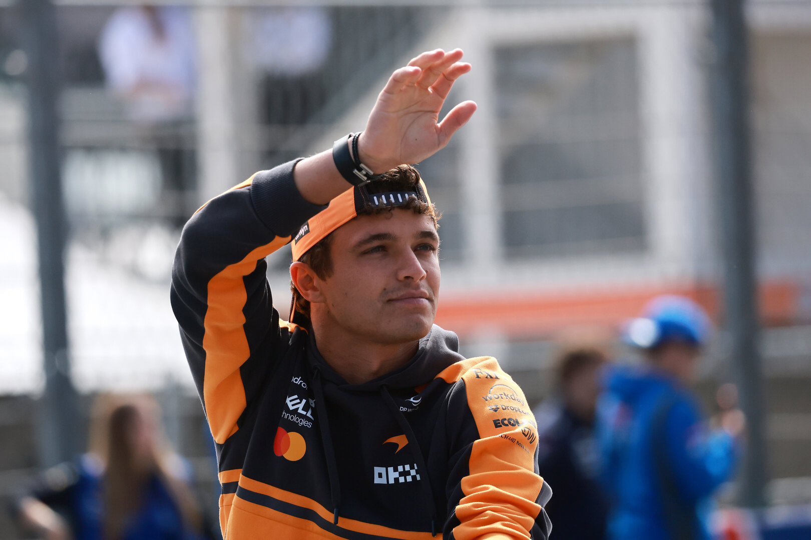 GP OLANDA, Lando Norris (GBR) McLaren F1 Team on the drivers' parade.
23.08.2026. Formula 1 World Championship, Rd 12, Dutch Grand Prix, Zandvoort, Netherlands, Gara Day.
- www.xpbimages.com, EMail: requests@xpbimages.com © Copyright: Charniaux / XPB Images