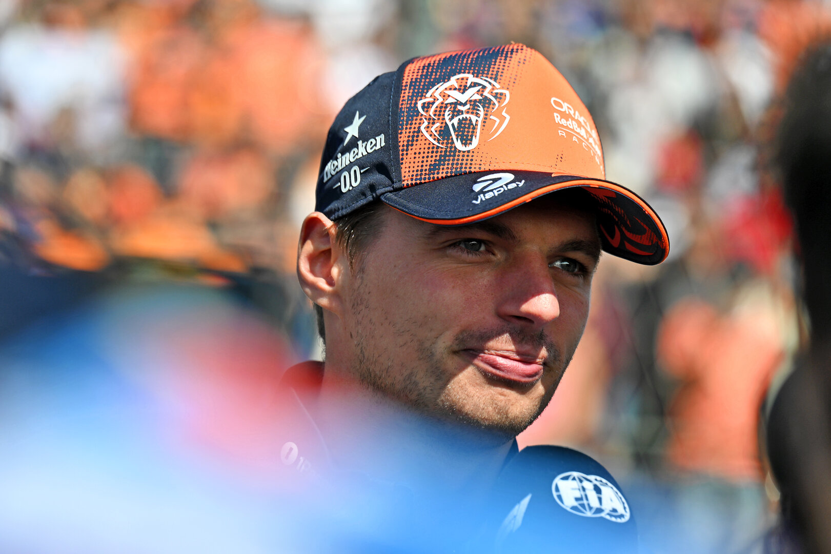 GP OLANDA, Max Verstappen (NLD) Red Bull Racing on the drivers' parade.
23.08.2026. Formula 1 World Championship, Rd 12, Dutch Grand Prix, Zandvoort, Netherlands, Gara Day.
- www.xpbimages.com, EMail: requests@xpbimages.com © Copyright: Price / XPB Images