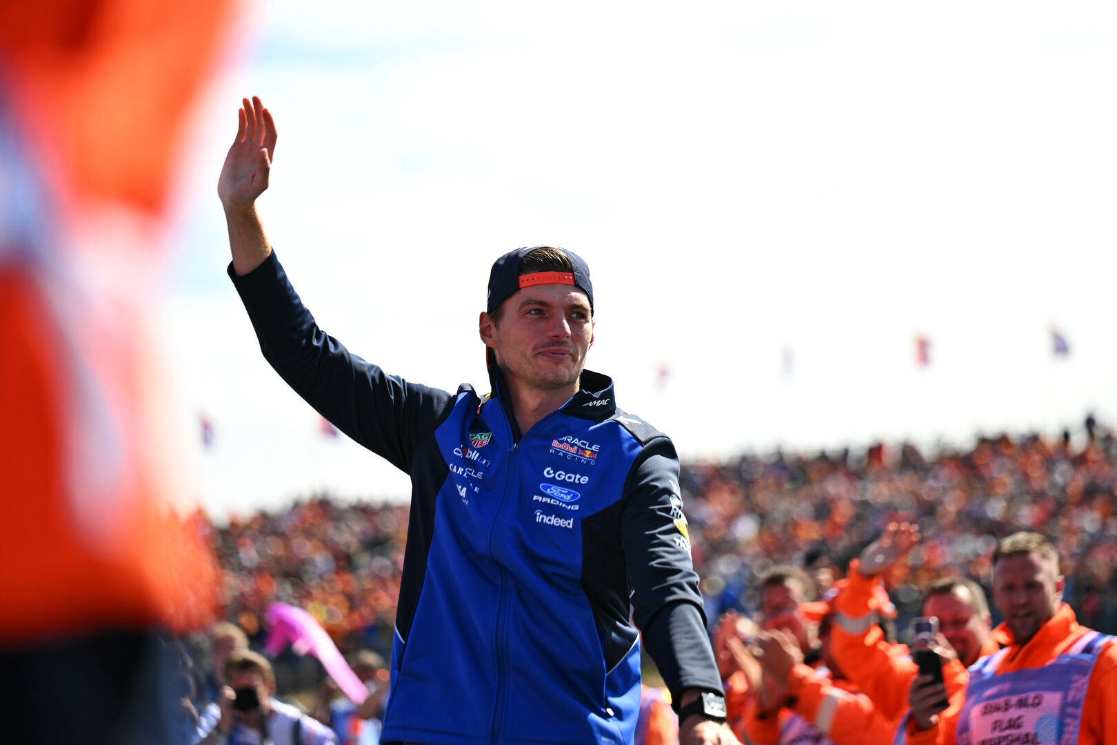 GP OLANDA, Max Verstappen (NLD) Red Bull Racing on the drivers' parade.
23.08.2026. Formula 1 World Championship, Rd 12, Dutch Grand Prix, Zandvoort, Netherlands, Gara Day.
- www.xpbimages.com, EMail: requests@xpbimages.com © Copyright: Price / XPB Images