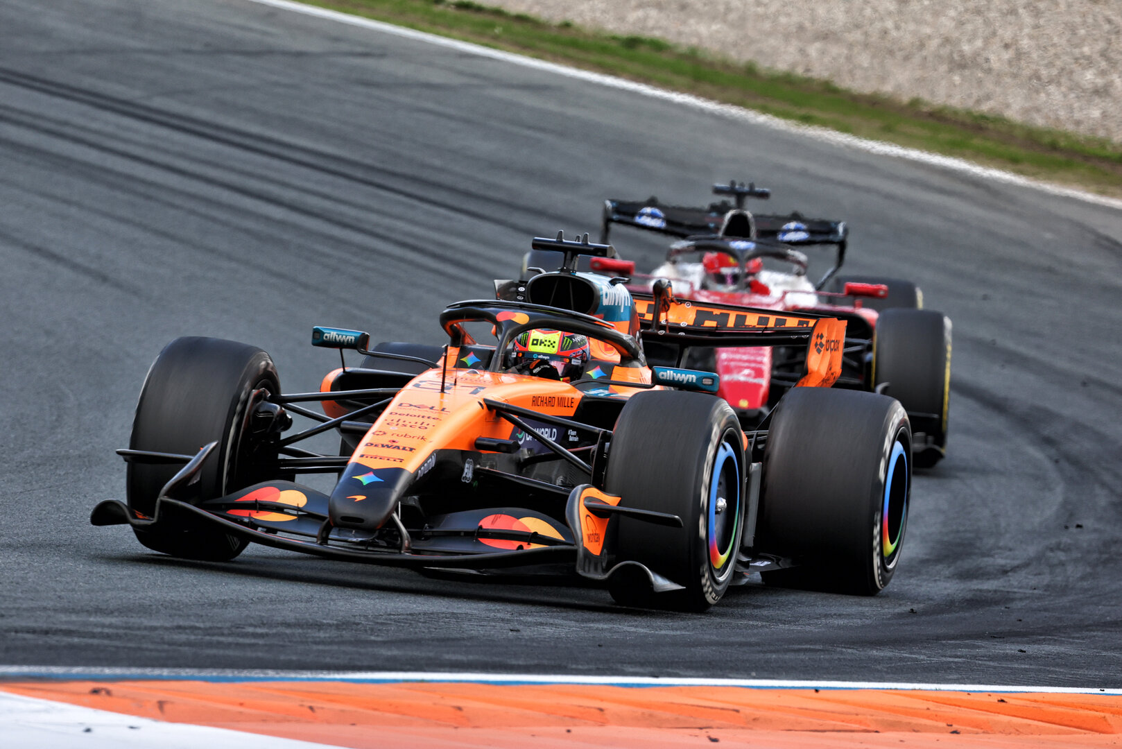 GP OLANDA, Oscar Piastri (AUS) McLaren F1 Team MCL40.
23.08.2026. Formula 1 World Championship, Rd 12, Dutch Grand Prix, Zandvoort, Netherlands, Gara Day.
- www.xpbimages.com, EMail: requests@xpbimages.com © Copyright: Bearne / XPB Images
