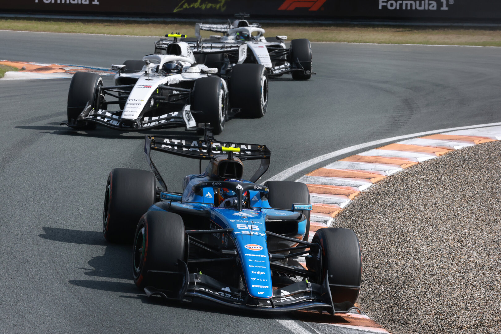 GP OLANDA, Carlos Sainz (ESP) Williams F1 Team FW48.
23.08.2026. Formula 1 World Championship, Rd 12, Dutch Grand Prix, Zandvoort, Netherlands, Gara Day.
- www.xpbimages.com, EMail: requests@xpbimages.com © Copyright: Charniaux / XPB Images
