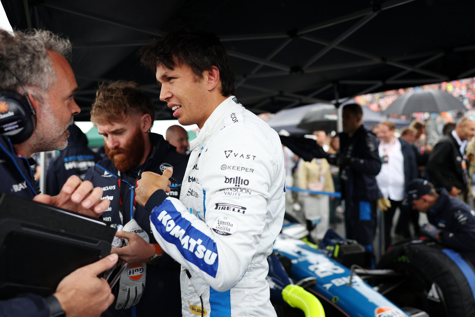 GP OLANDA, Alexander Albon (THA) Williams F1 Team on the grid.
23.08.2026. Formula 1 World Championship, Rd 12, Dutch Grand Prix, Zandvoort, Netherlands, Gara Day.
- www.xpbimages.com, EMail: requests@xpbimages.com © Copyright: Bearne / XPB Images