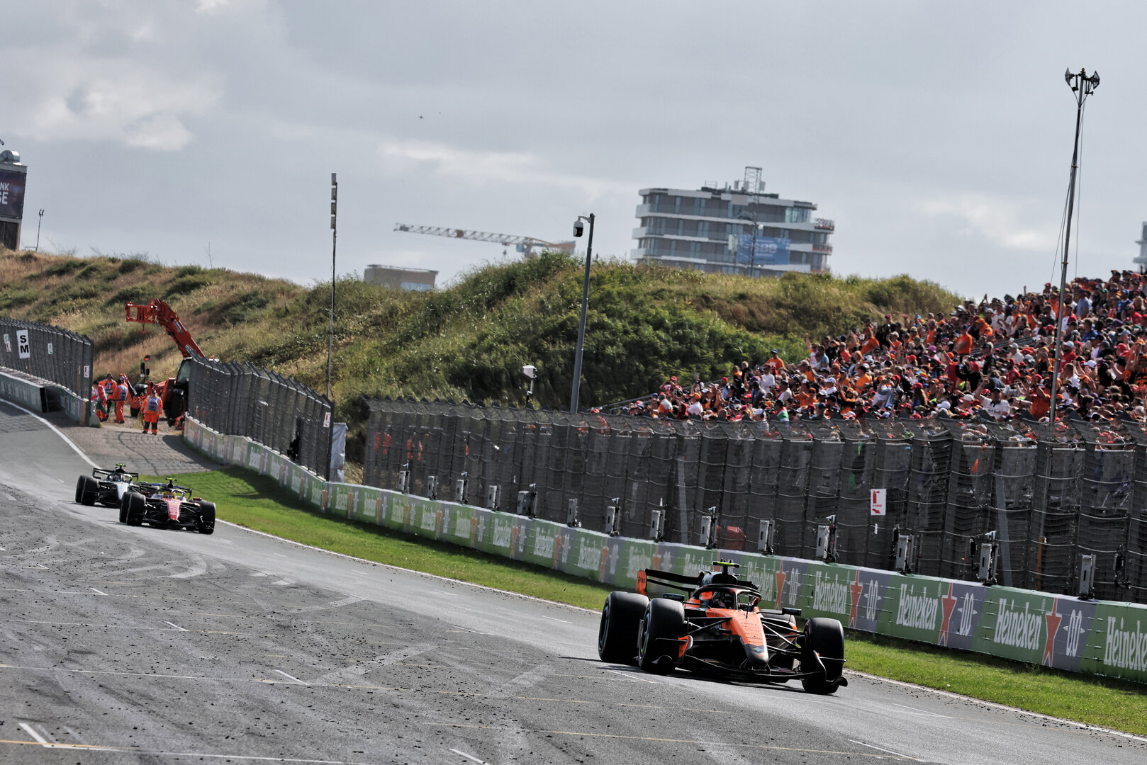 GP OLANDA, Lando Norris (GBR) McLaren F1 Team MCL40.
23.08.2026. Formula 1 World Championship, Rd 12, Dutch Grand Prix, Zandvoort, Netherlands, Gara Day.
- www.xpbimages.com, EMail: requests@xpbimages.com © Copyright: Moy / XPB Images