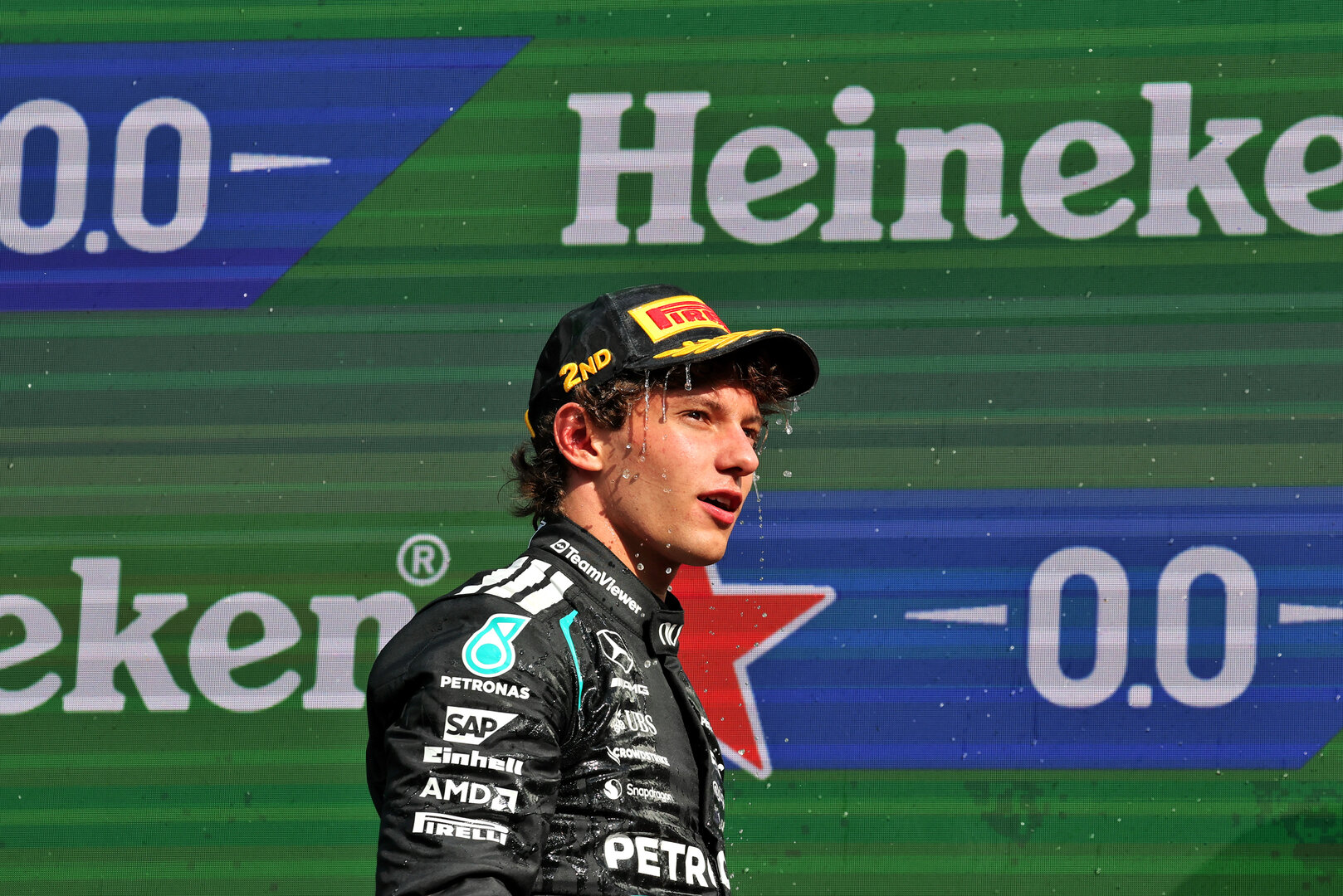 GP OLANDA, Andrea Kimi Antonelli (ITA) Mercedes AMG Formula One Team celebrates his second position on the podium.
23.08.2026. Formula 1 World Championship, Rd 12, Dutch Grand Prix, Zandvoort, Netherlands, Gara Day.
- www.xpbimages.com, EMail: requests@xpbimages.com © Copyright: Moy / XPB Images