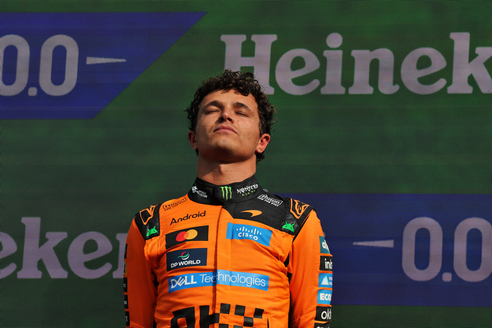 GP OLANDA, Gara winner Lando Norris (GBR) McLaren F1 Team celebrates on the podium.
23.08.2026. Formula 1 World Championship, Rd 12, Dutch Grand Prix, Zandvoort, Netherlands, Gara Day.
- www.xpbimages.com, EMail: requests@xpbimages.com © Copyright: Moy / XPB Images