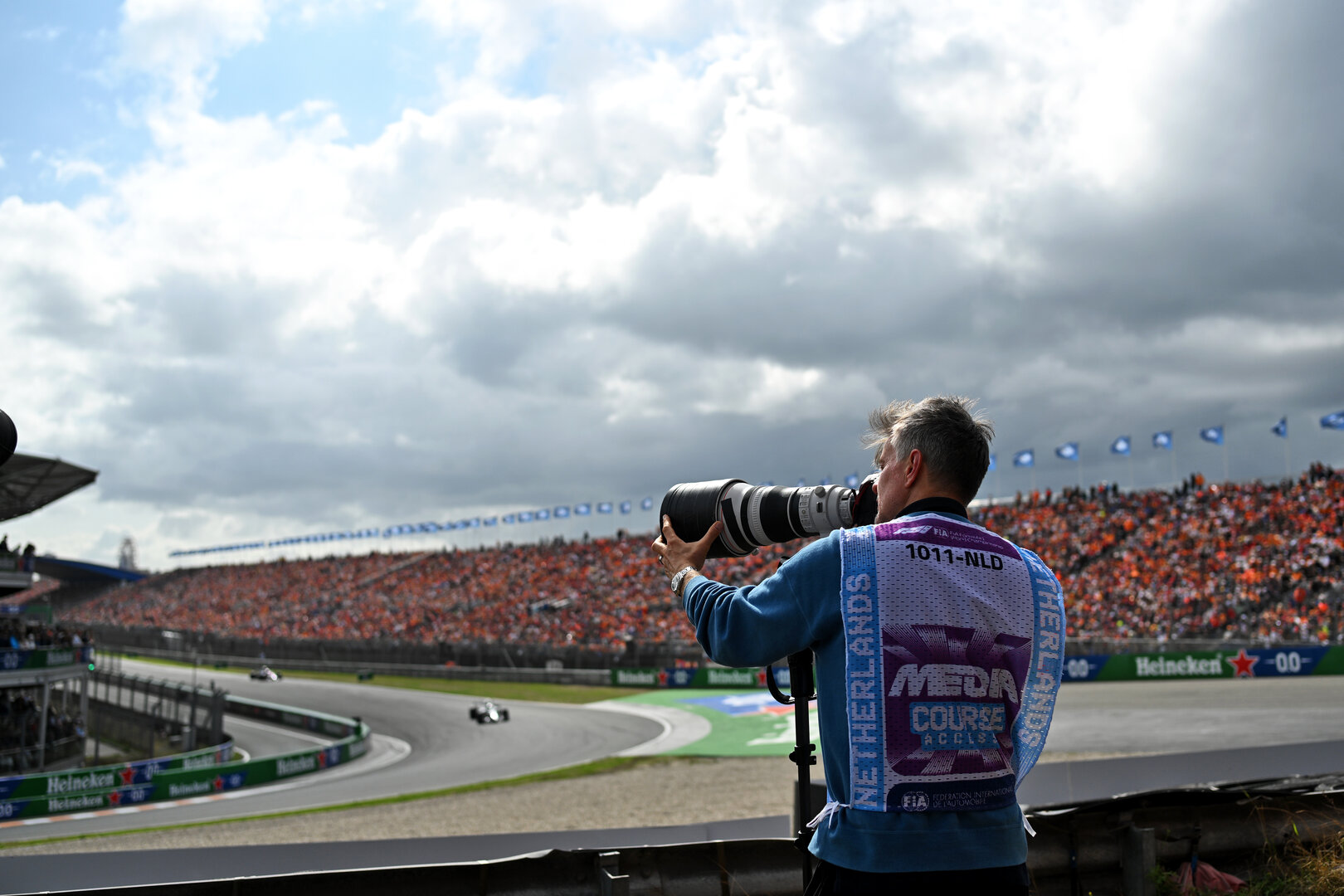 GP OLANDA, Darren Heath (GBR) Photographer.
23.08.2026. Formula 1 World Championship, Rd 12, Dutch Grand Prix, Zandvoort, Netherlands, Gara Day.
- www.xpbimages.com, EMail: requests@xpbimages.com © Copyright: Price / XPB Images
