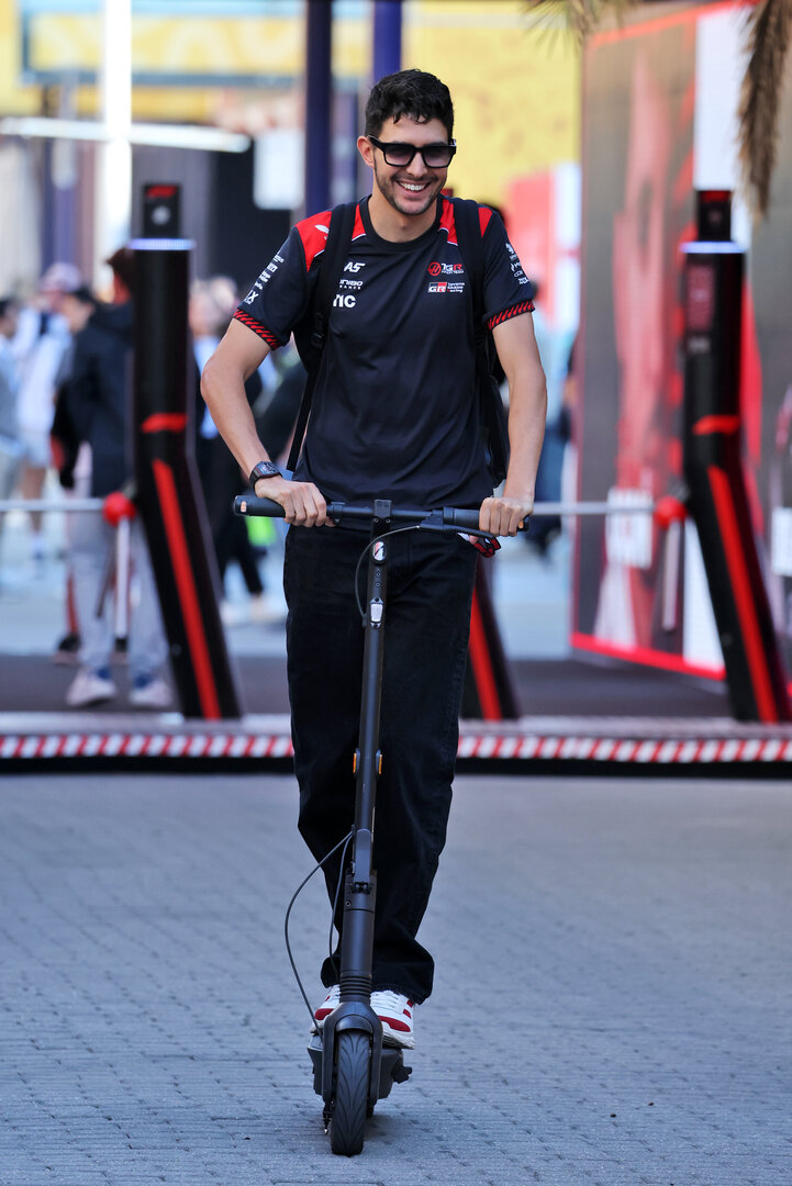 GP SPAGNA, Esteban Ocon (FRA) Haas F1 Team.
12.09.2026. Formula 1 World Championship, Rd 14, Spanish Grand Prix, Madrid, Spain, Qualifiche Day.
- www.xpbimages.com, EMail: requests@xpbimages.com © Copyright: Moy / XPB Images