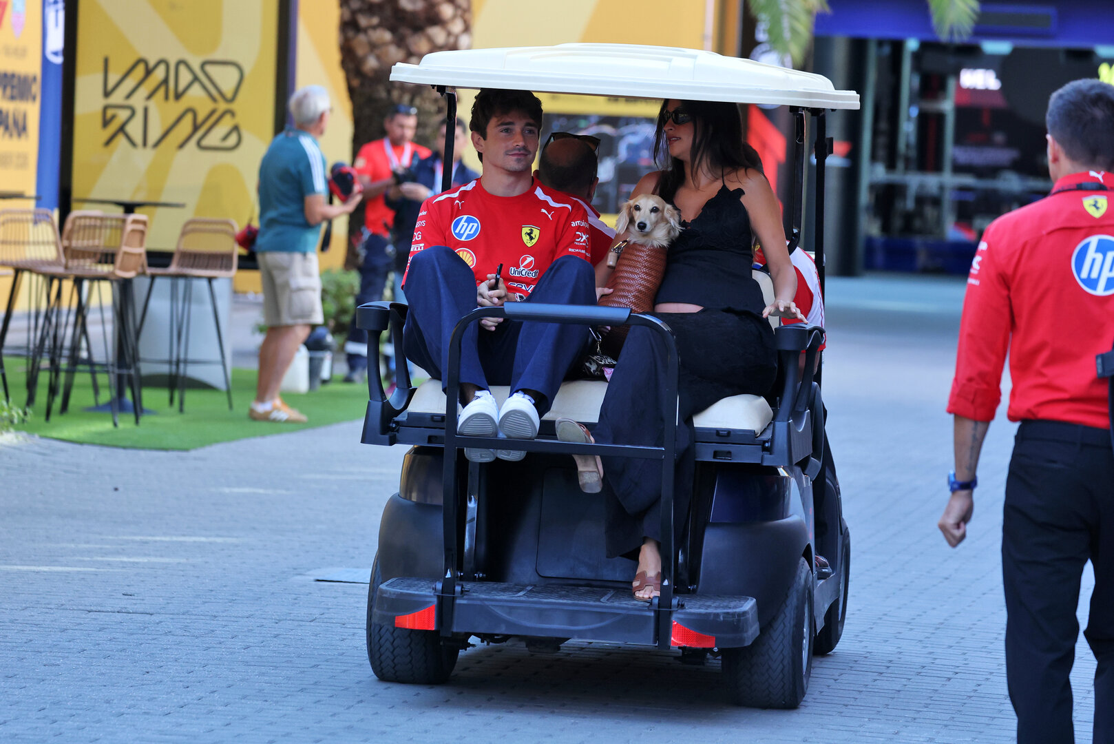 GP SPAGNA, (L to R): Charles Leclerc (MON) Ferrari with sua moglie Alexandra Leclerc (ITA).
12.09.2026. Formula 1 World Championship, Rd 14, Spanish Grand Prix, Madrid, Spain, Qualifiche Day.
- www.xpbimages.com, EMail: requests@xpbimages.com © Copyright: Moy / XPB Images