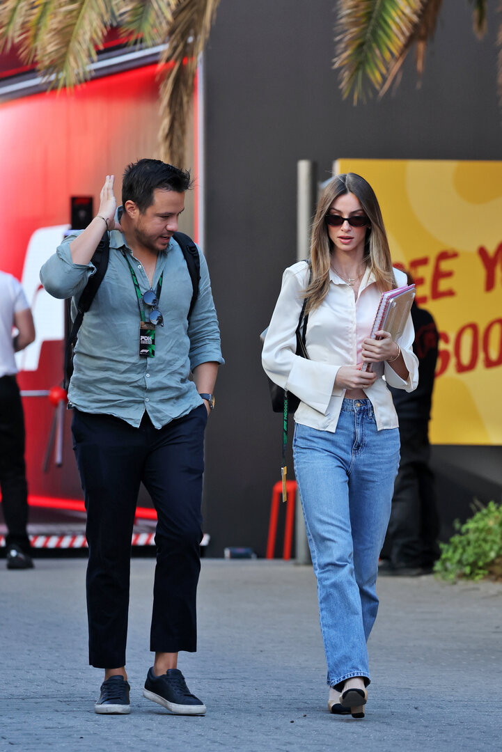 GP SPAGNA, (L to R): Michel Berthelemot, MB1 Management Founder e Managing Director, with Flavy Barla (FRA), girlfriend of Esteban Ocon (FRA) Haas F1 Team.
12.09.2026. Formula 1 World Championship, Rd 14, Spanish Grand Prix, Madrid, Spain, Qualifiche Day.
- www.xpbimages.com, EMail: requests@xpbimages.com © Copyright: Moy / XPB Images