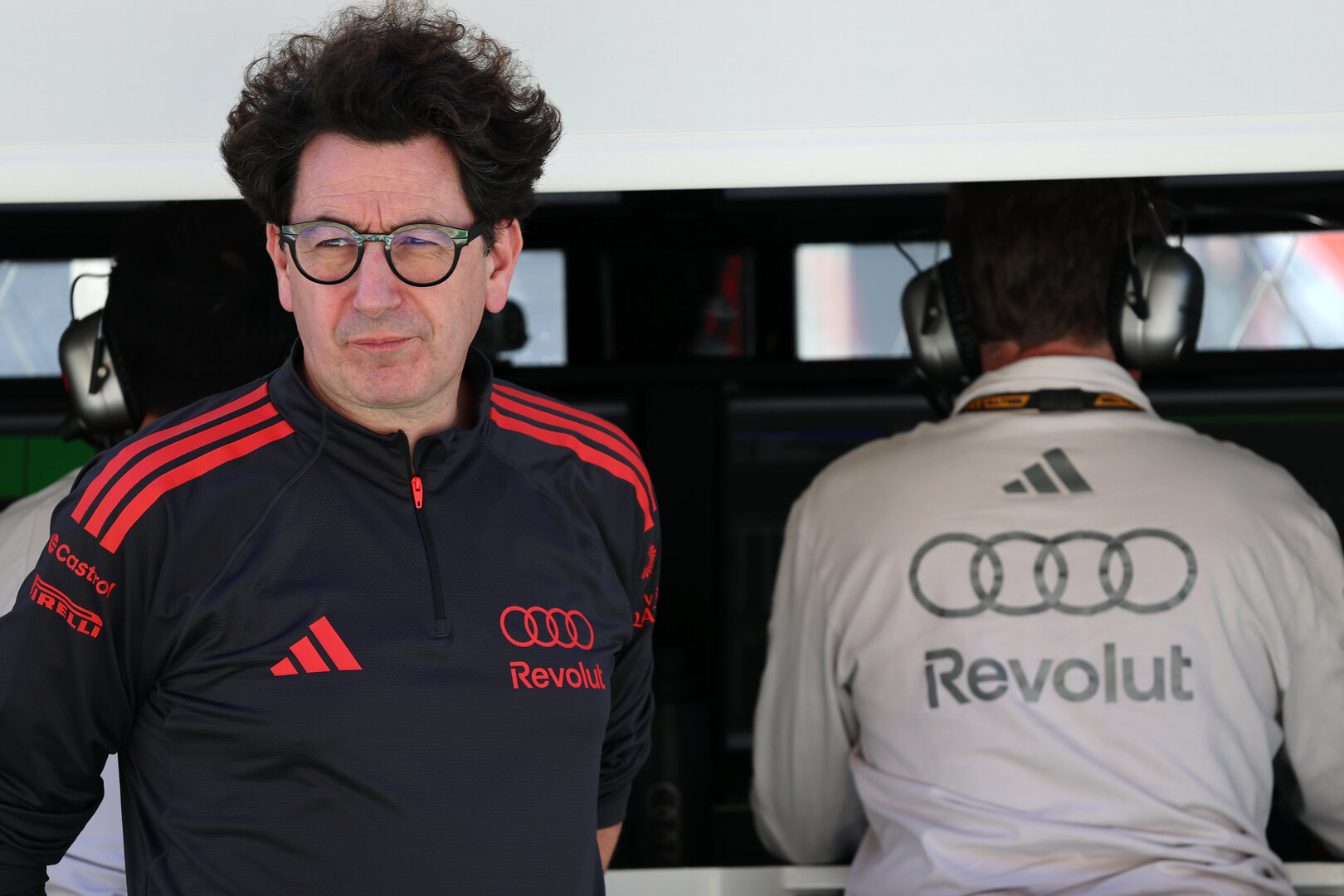 GP SPAGNA, Mattia Binotto (ITA) Audi F1 Team Motorsport Chief Operating e Chief Technical Officer.
12.09.2026. Formula 1 World Championship, Rd 14, Spanish Grand Prix, Madrid, Spain, Qualifiche Day.
- www.xpbimages.com, EMail: requests@xpbimages.com © Copyright: Batchelor / XPB Images