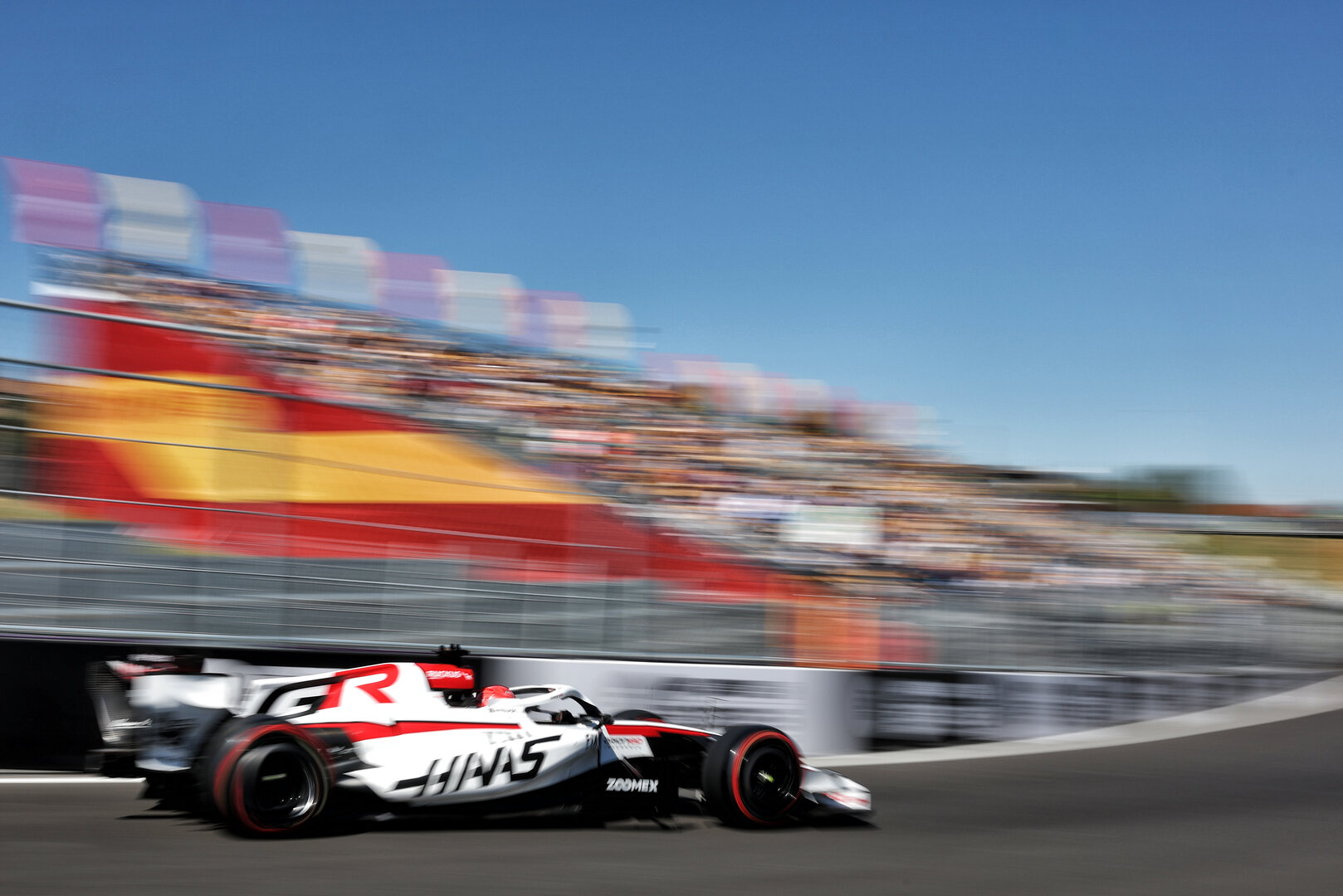 GP SPAGNA, Esteban Ocon (FRA) Haas F1 Team VF-26.
12.09.2026. Formula 1 World Championship, Rd 14, Spanish Grand Prix, Madrid, Spain, Qualifiche Day.
- www.xpbimages.com, EMail: requests@xpbimages.com © Copyright: Moy / XPB Images
