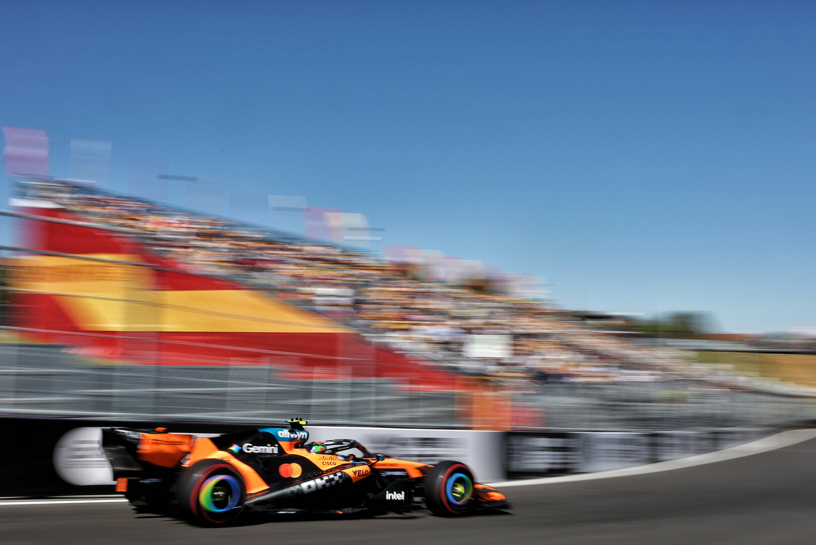 GP SPAGNA, Lando Norris (GBR) McLaren F1 Team MCL40.
12.09.2026. Formula 1 World Championship, Rd 14, Spanish Grand Prix, Madrid, Spain, Qualifiche Day.
- www.xpbimages.com, EMail: requests@xpbimages.com © Copyright: Moy / XPB Images