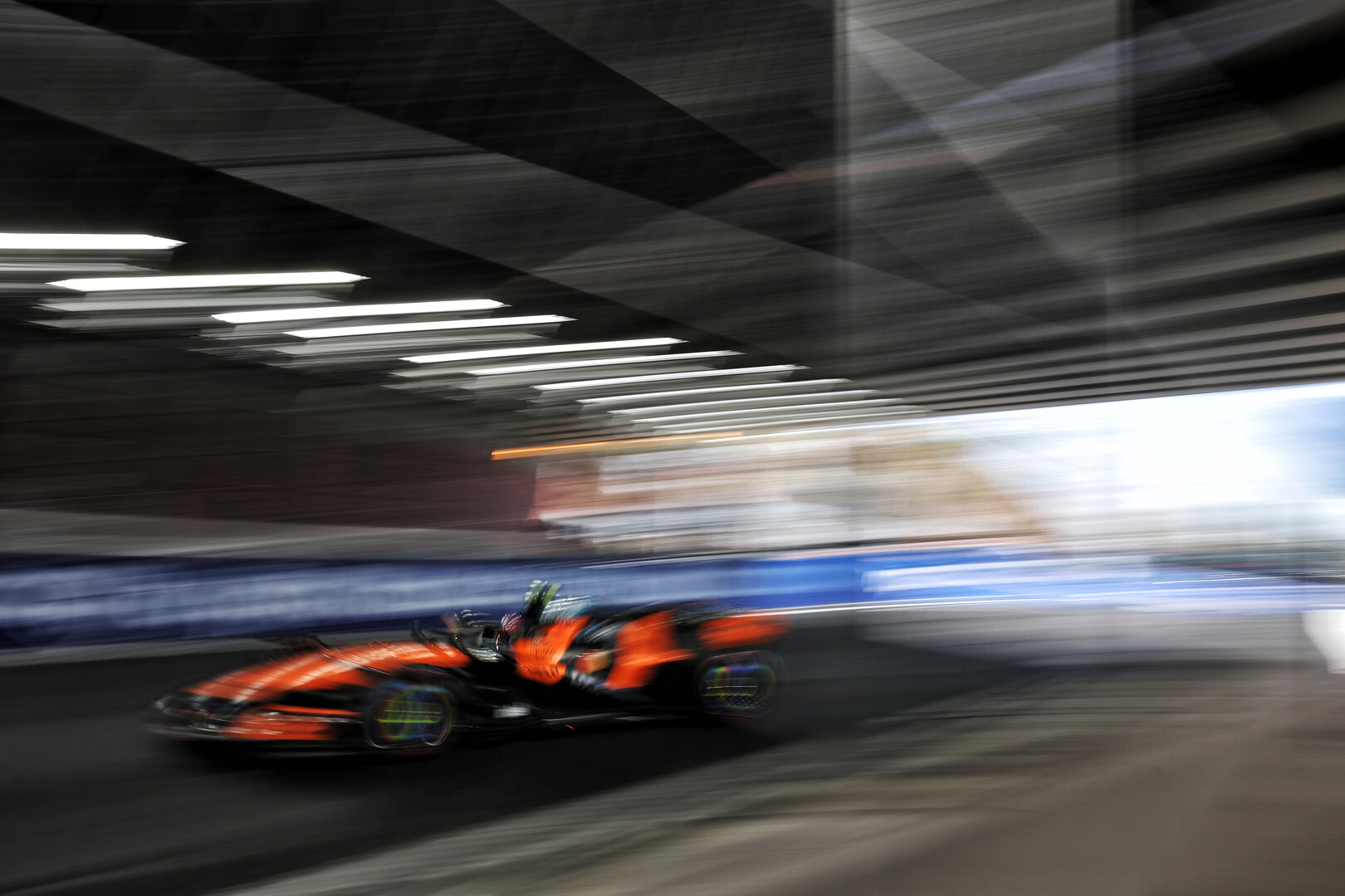 GP SPAGNA, Lando Norris (GBR) McLaren F1 Team MCL40.
12.09.2026. Formula 1 World Championship, Rd 14, Spanish Grand Prix, Madrid, Spain, Qualifiche Day.
- www.xpbimages.com, EMail: requests@xpbimages.com © Copyright: Moy / XPB Images