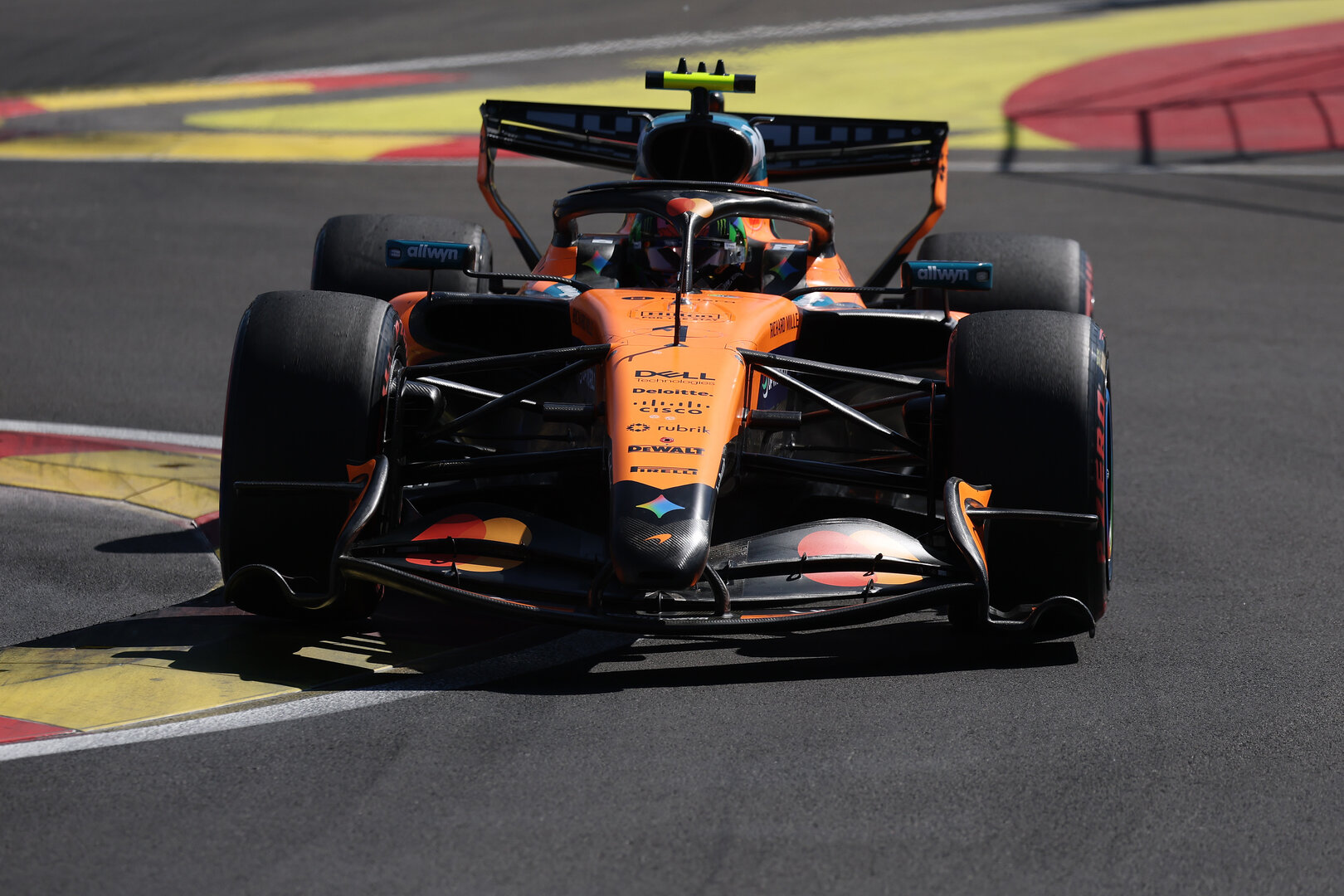 GP SPAGNA, Lando Norris (GBR) McLaren F1 Team MCL40.
12.09.2026. Formula 1 World Championship, Rd 14, Spanish Grand Prix, Madrid, Spain, Qualifiche Day.
- www.xpbimages.com, EMail: requests@xpbimages.com © Copyright: Moy / XPB Images