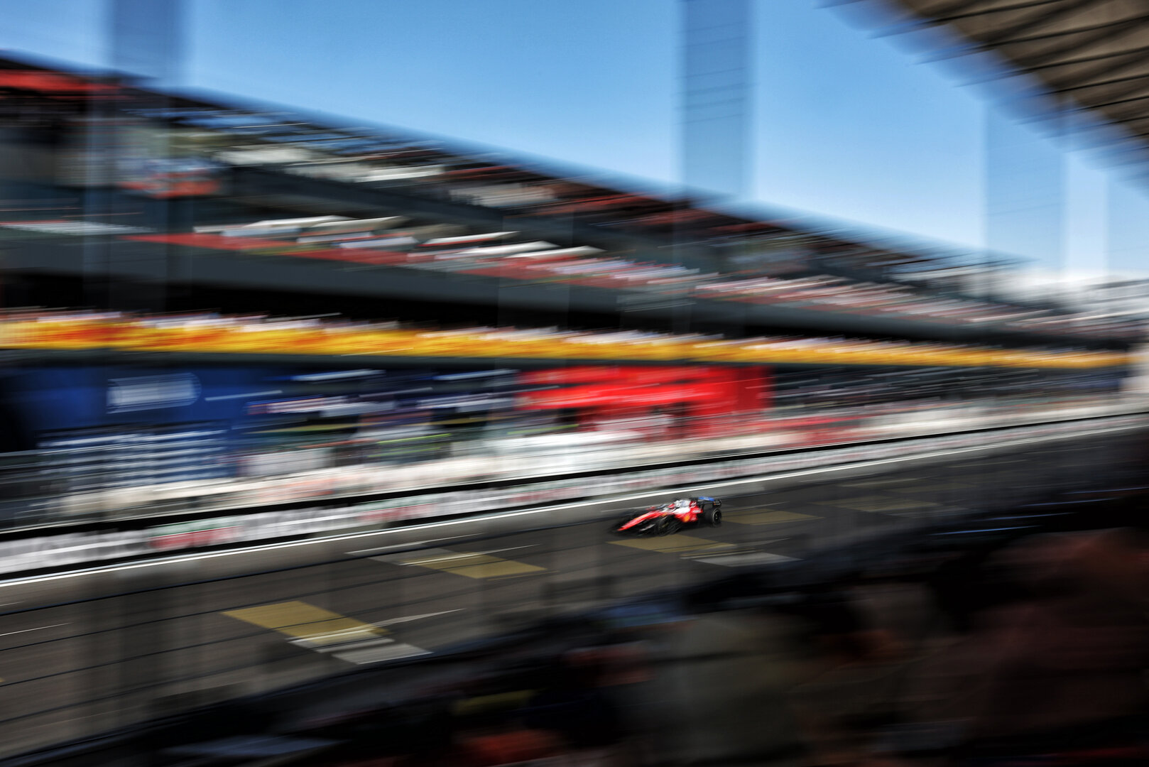 GP SPAGNA, Charles Leclerc (MON) Ferrari SF-26.
13.09.2026. Formula 1 World Championship, Rd 14, Spanish Grand Prix, Madrid, Spain, Gara Day.
- www.xpbimages.com, EMail: requests@xpbimages.com © Copyright: Moy / XPB Images