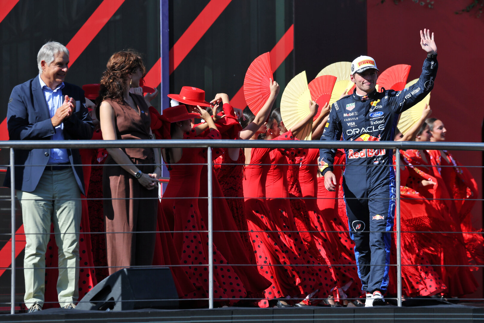 GP SPAGNA, Max Verstappen (NLD) Red Bull Racing celebrates his second position on the podium.
13.09.2026. Formula 1 World Championship, Rd 14, Spanish Grand Prix, Madrid, Spain, Gara Day.
- www.xpbimages.com, EMail: requests@xpbimages.com © Copyright: Moy / XPB Images