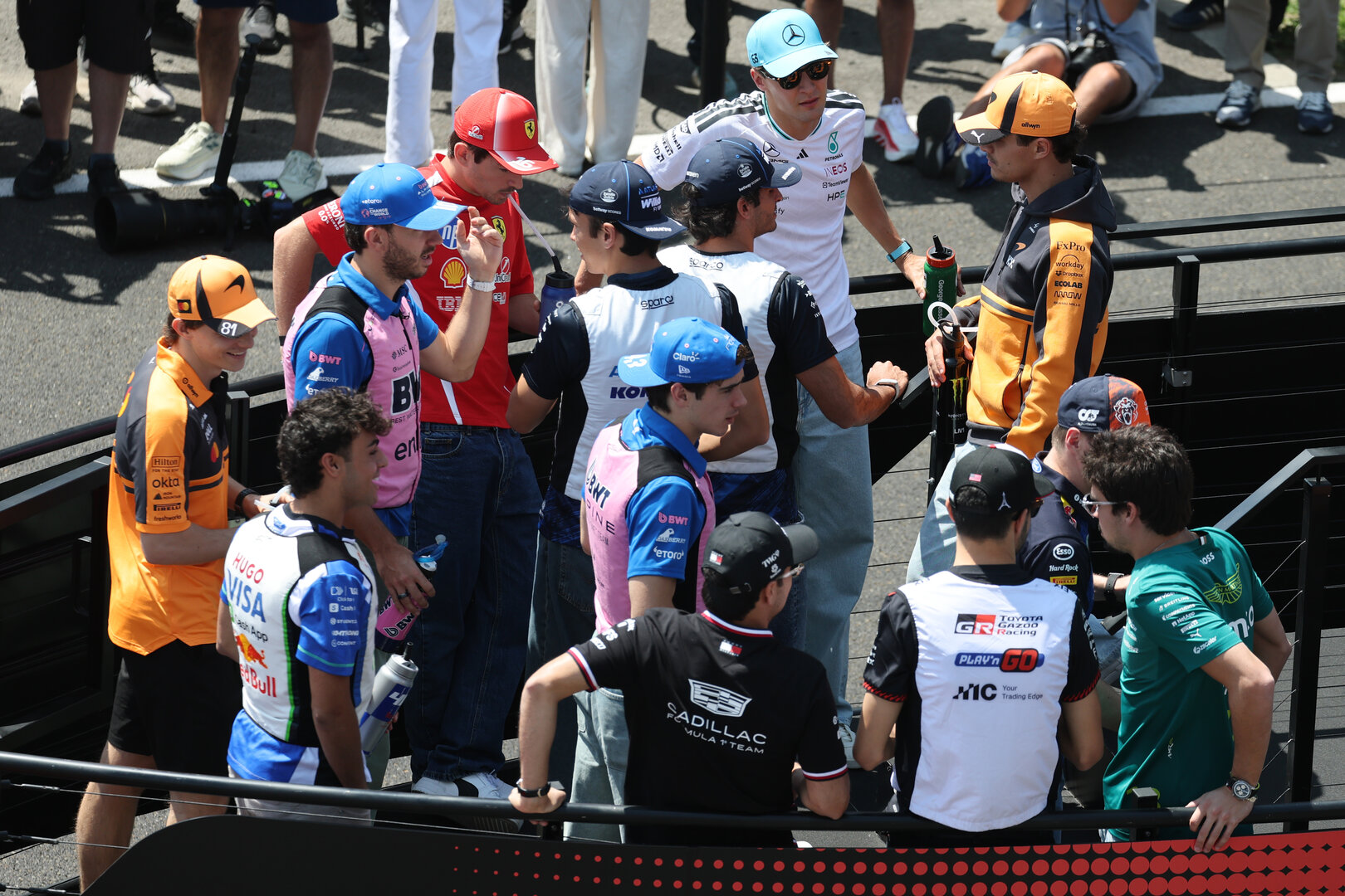 GP UNGHERIA, Sergio Perez (MEX) Cadillac Formula 1 Team on the drivers' parade.
26.07.2026. Formula 1 World Championship, Rd 11, Hungarian Grand Prix, Budapest, Hungary, Gara Day.
- www.xpbimages.com, EMail: requests@xpbimages.com © Copyright: Moy / XPB Images
