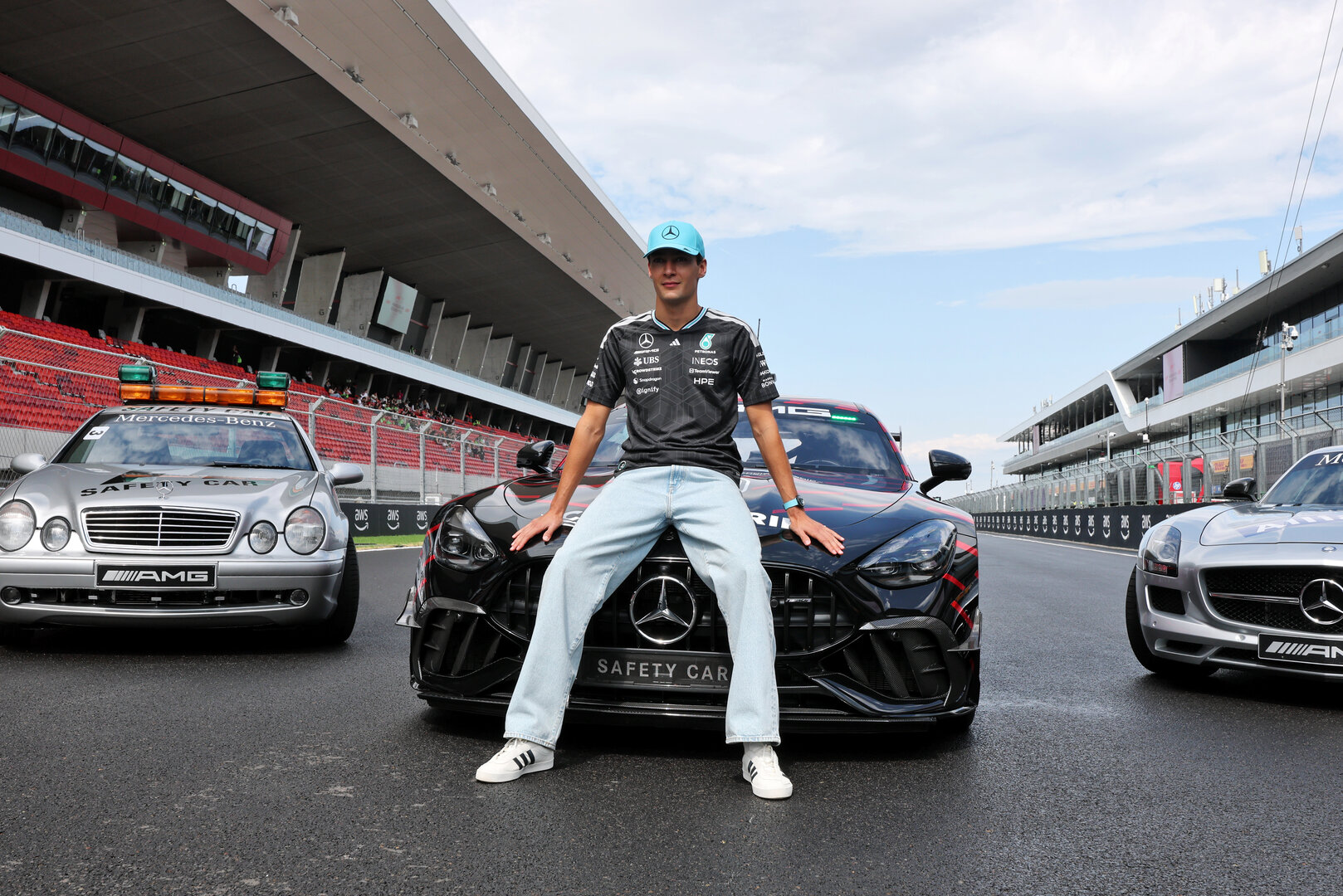 GP UNGHERIA, George Russell (GBR) Mercedes AMG Formula One Team celebrates 30 years of the Mercedes FIA Safety Car. 
23.07.2026. Formula 1 World Championship, Rd 11, Hungarian Grand Prix, Budapest, Hungary, Preparation Day.
- www.xpbimages.com, EMail: requests@xpbimages.com © Copyright: Moy / XPB Images