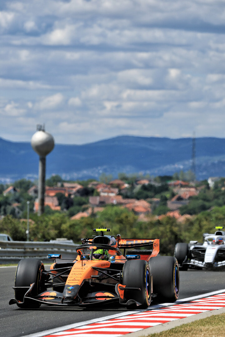 GP UNGHERIA, Lando Norris (GBR) McLaren F1 Team MCL40.
24.07.2026. Formula 1 World Championship, Rd 11, Hungarian Grand Prix, Budapest, Hungary, Practice Day.
- www.xpbimages.com, EMail: requests@xpbimages.com © Copyright: Moy / XPB Images