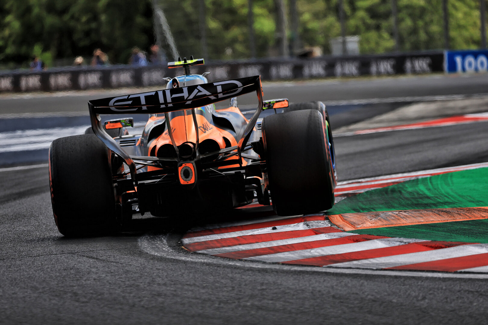 GP UNGHERIA, Lando Norris (GBR) McLaren F1 Team MCL40.
24.07.2026. Formula 1 World Championship, Rd 11, Hungarian Grand Prix, Budapest, Hungary, Practice Day.
- www.xpbimages.com, EMail: requests@xpbimages.com © Copyright: Moy / XPB Images