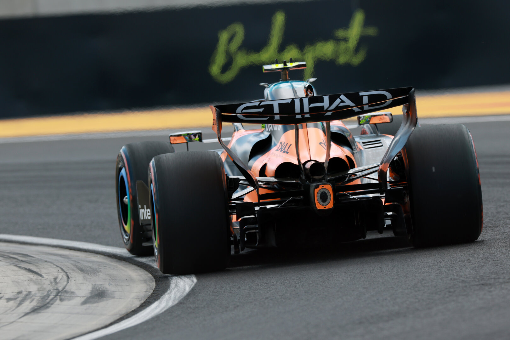 GP UNGHERIA, Lando Norris (GBR) McLaren F1 Team MCL40.
24.07.2026. Formula 1 World Championship, Rd 11, Hungarian Grand Prix, Budapest, Hungary, Practice Day.
- www.xpbimages.com, EMail: requests@xpbimages.com © Copyright: Charniaux / XPB Images