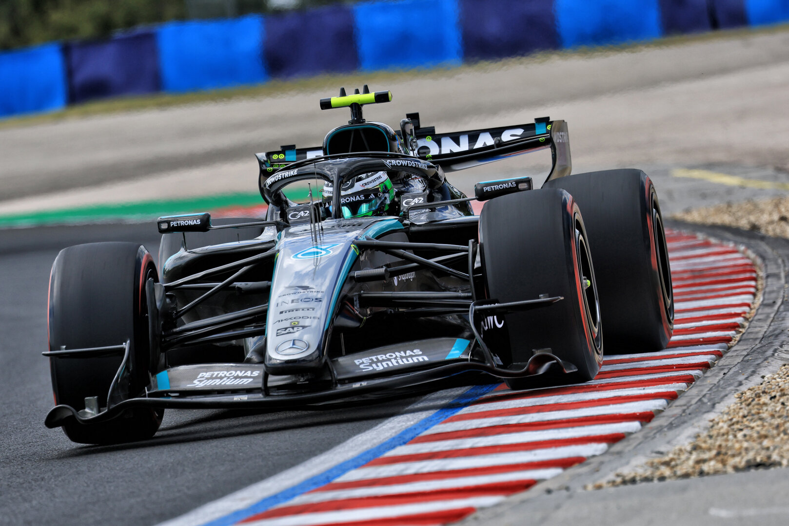 GP UNGHERIA, Frederik Vesti (DEN) Mercedes AMG Formula One Team W17 Reserve Driver.
24.07.2026. Formula 1 World Championship, Rd 11, Hungarian Grand Prix, Budapest, Hungary, Practice Day.
- www.xpbimages.com, EMail: requests@xpbimages.com © Copyright: Moy / XPB Images