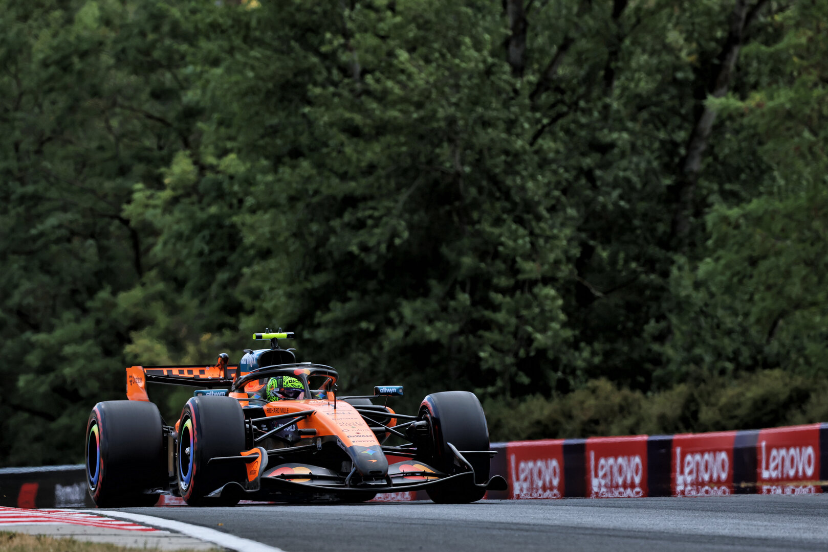 GP UNGHERIA, Lando Norris (GBR) McLaren F1 Team MCL40.
24.07.2026. Formula 1 World Championship, Rd 11, Hungarian Grand Prix, Budapest, Hungary, Practice Day.
 - www.xpbimages.com, EMail: requests@xpbimages.com © Copyright: Rew / XPB Images