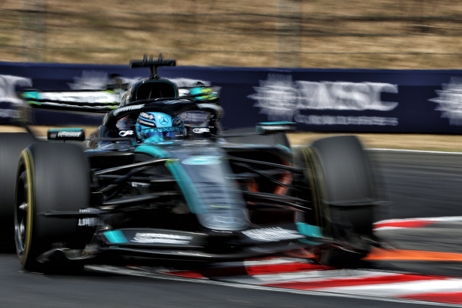 GP UNGHERIA, George Russell (GBR) Mercedes AMG Formula One Team W17.
24.07.2026. Formula 1 World Championship, Rd 11, Hungarian Grand Prix, Budapest, Hungary, Practice Day.
 - www.xpbimages.com, EMail: requests@xpbimages.com © Copyright: Rew / XPB Images