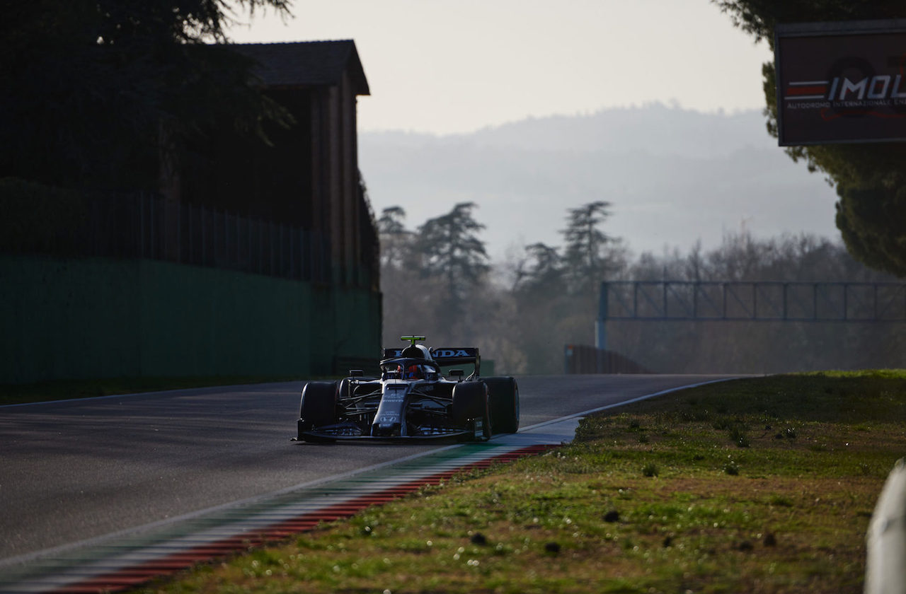 AlphaTauri, filming day ad Imola con la AT02