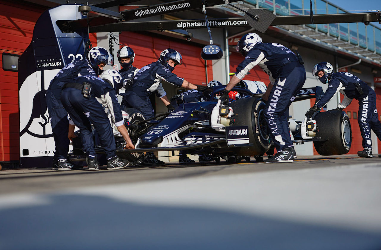 AlphaTauri, filming day ad Imola con la AT02